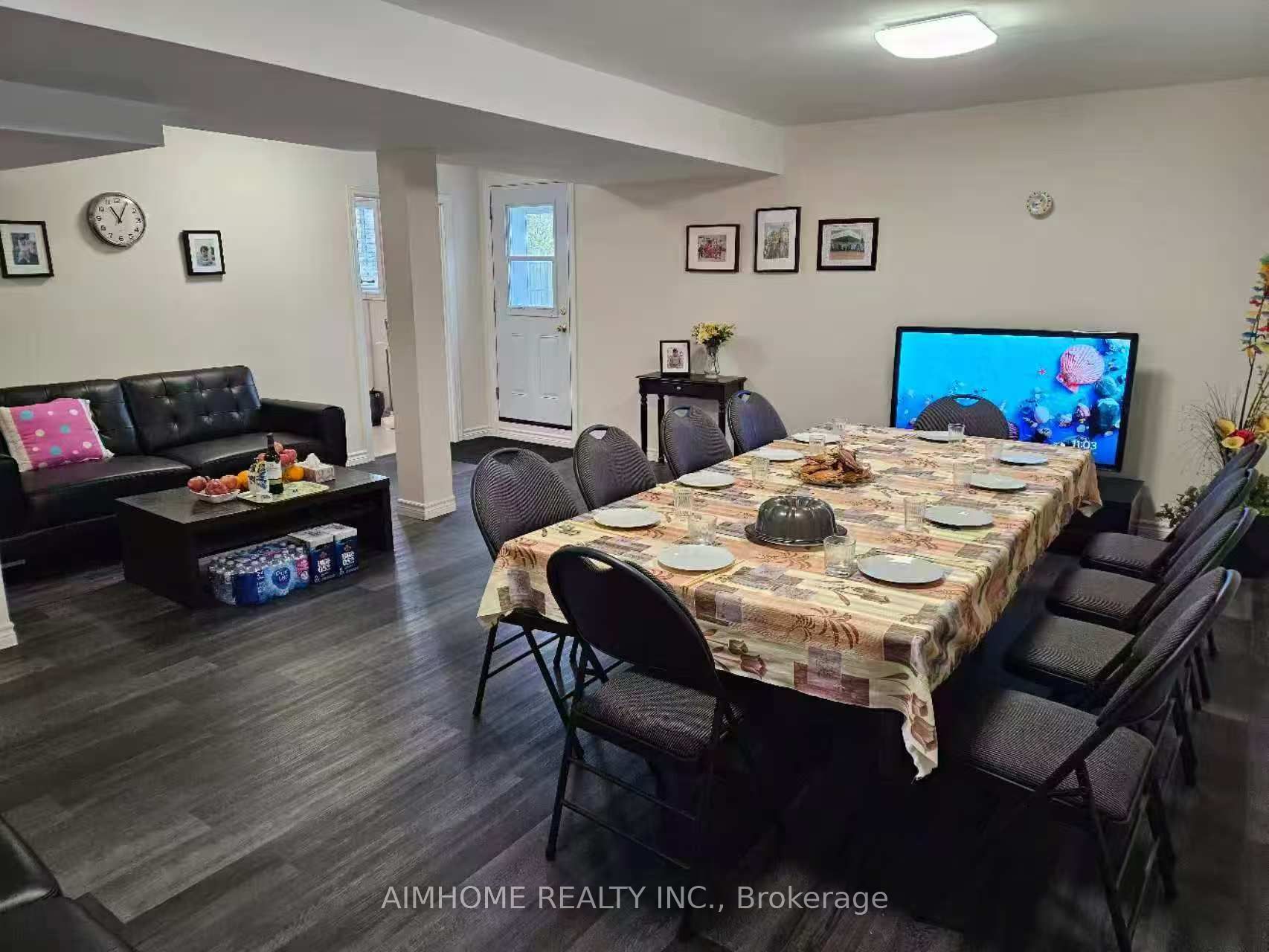 3227 Scotch Pine Gate Property Photo 16