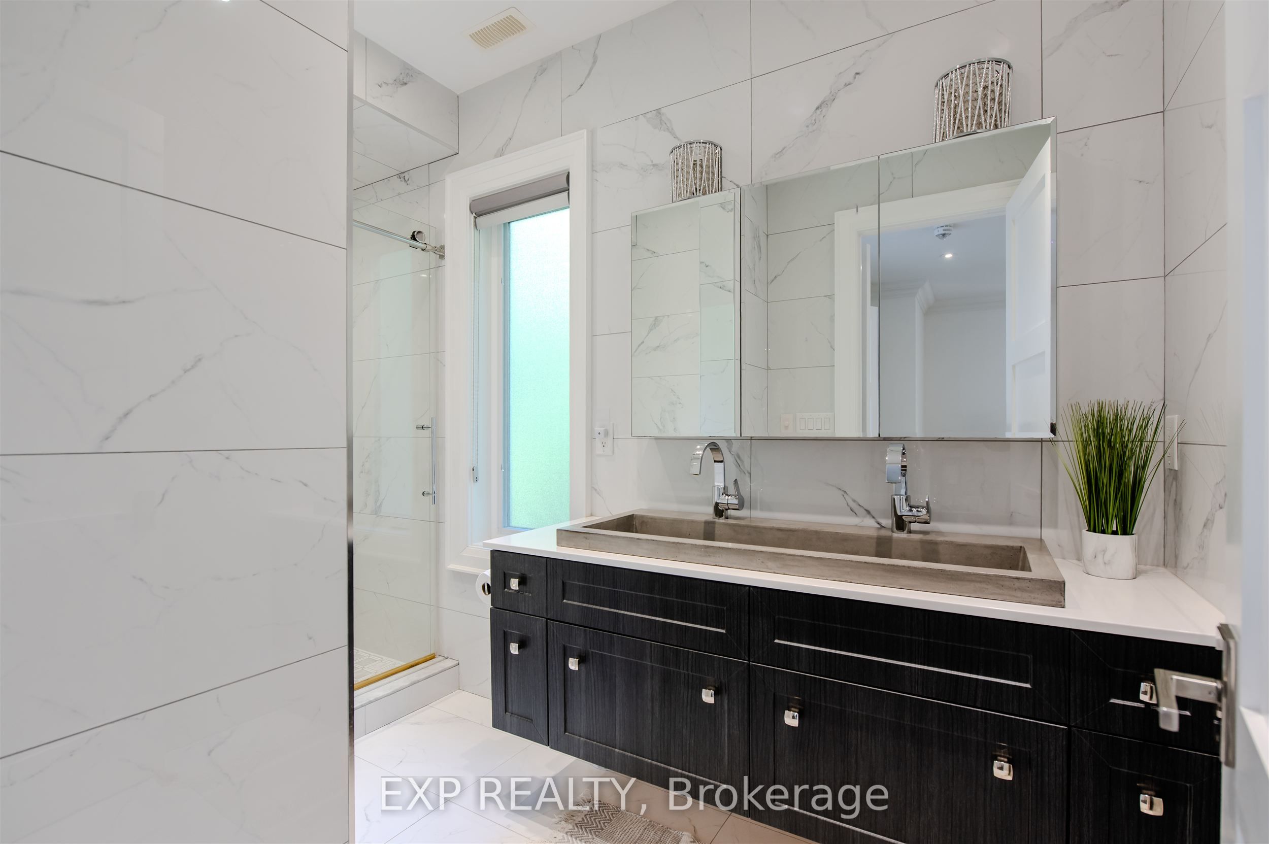 467 Caesar Avenue Property Photo 17