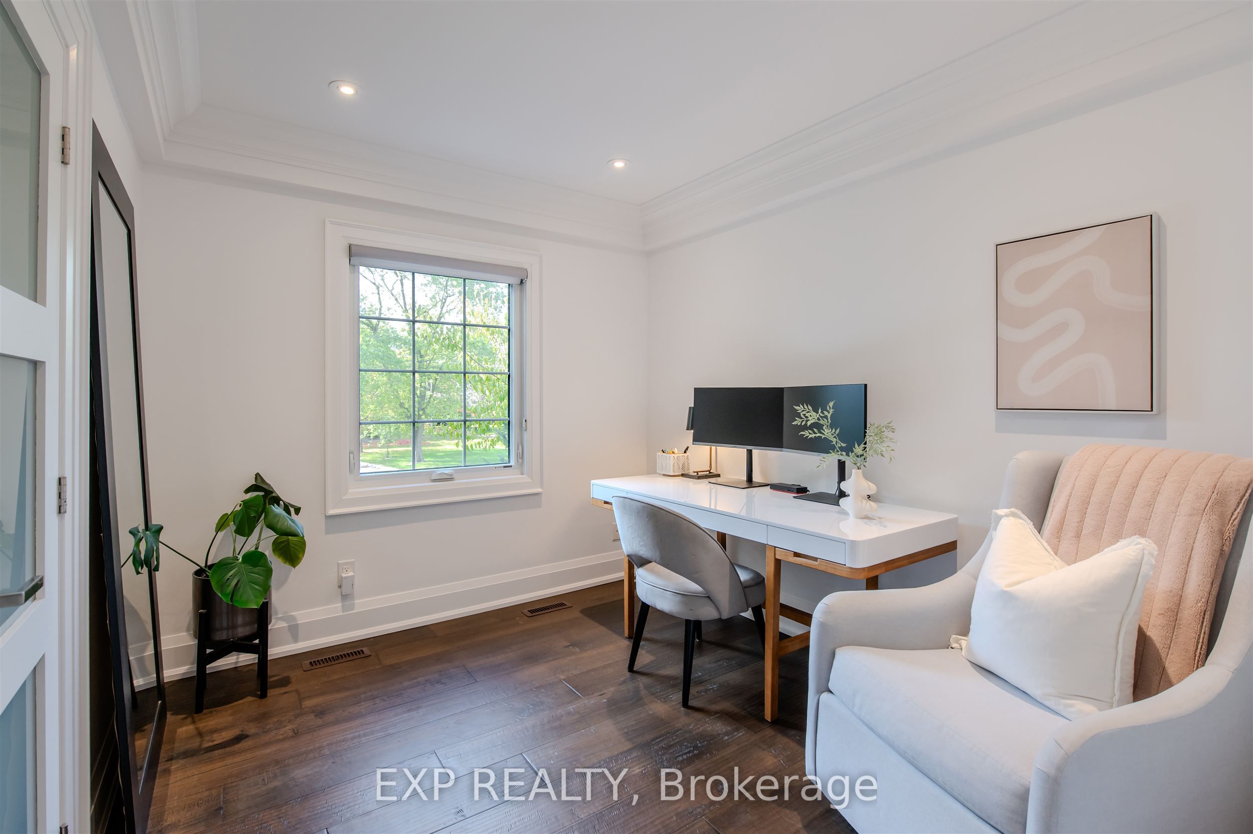 467 Caesar Avenue Property Photo 21