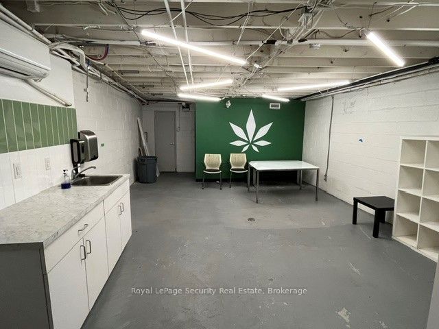 3205 Dufferin Street Property Photo 5