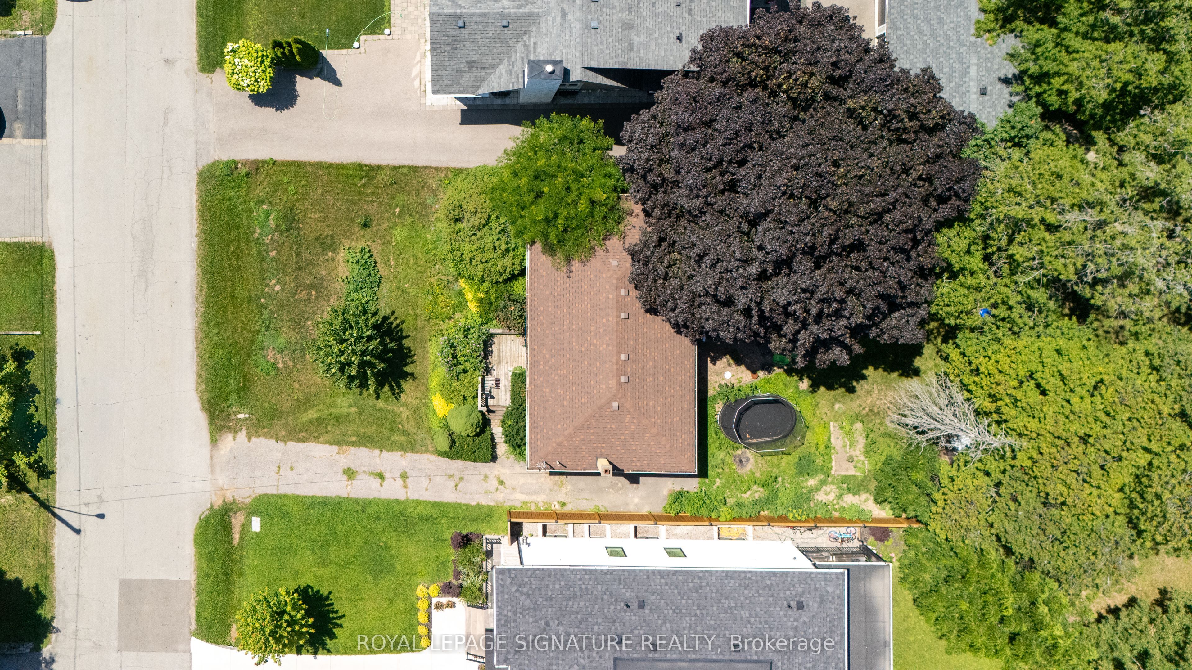 1405 Constance Drive Property Photo 4
