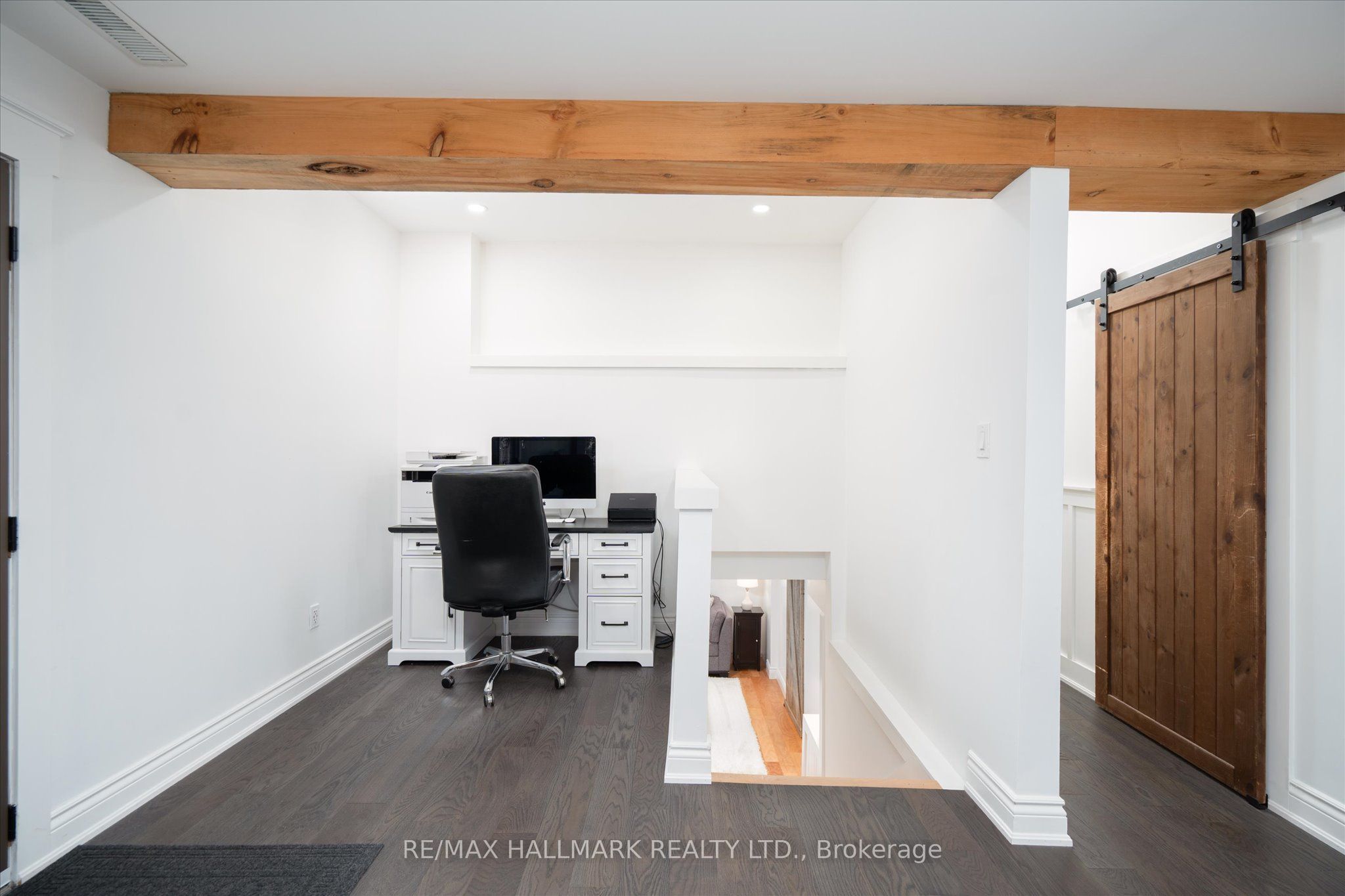 7433 5 Side Road Property Photo 18