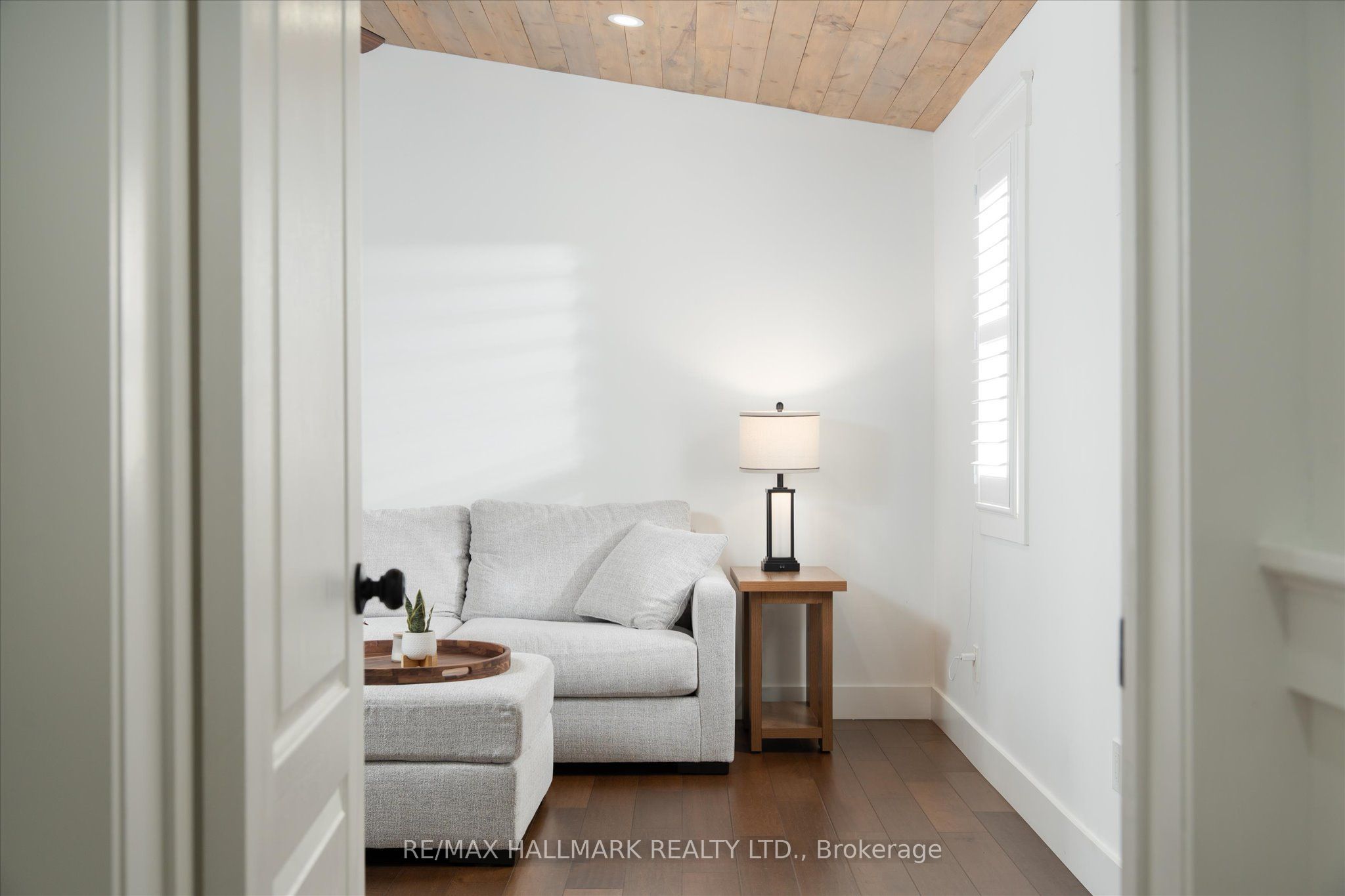 7433 5 Side Road Property Photo 19