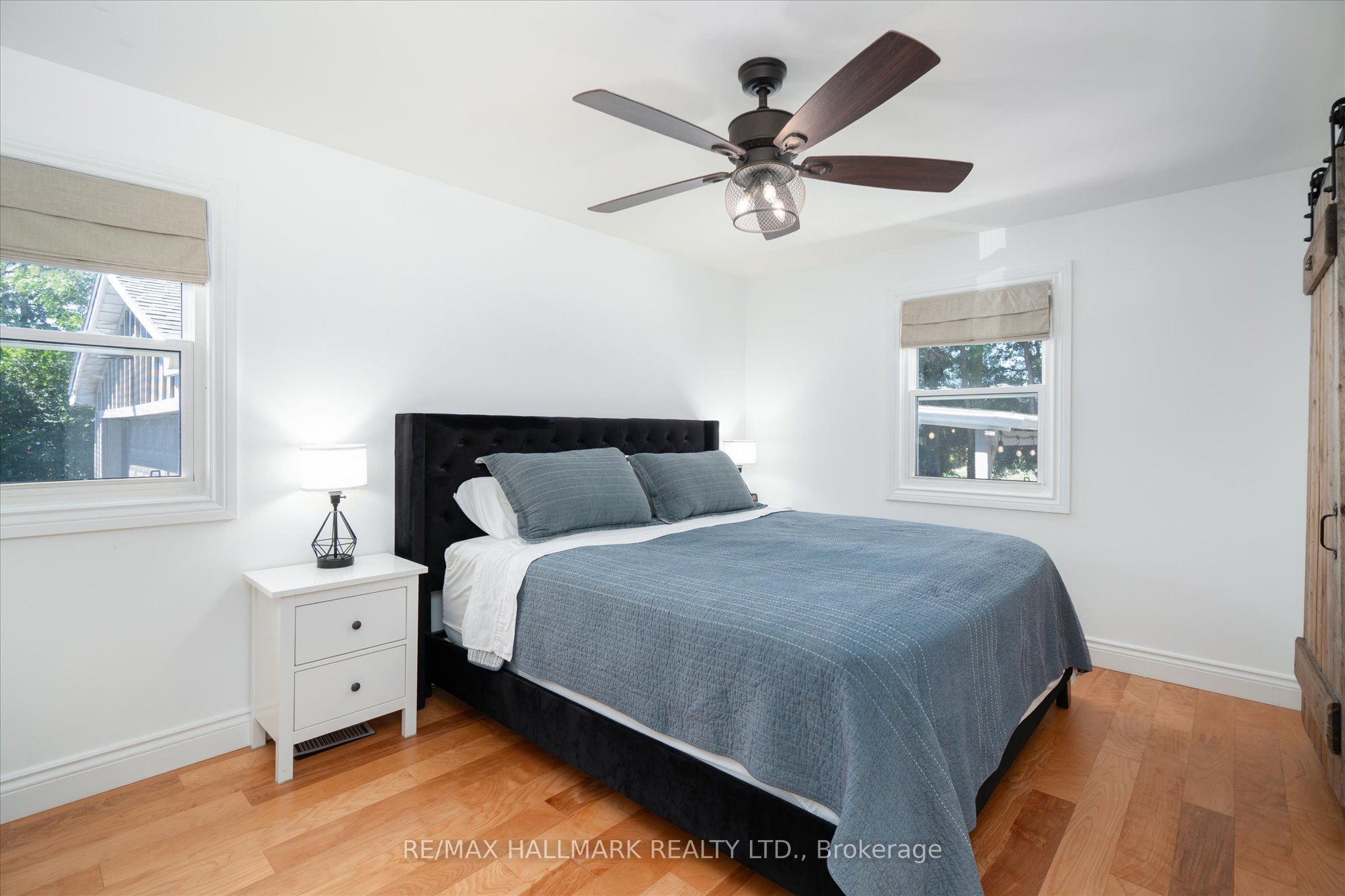 7433 5 Side Road Property Photo 25