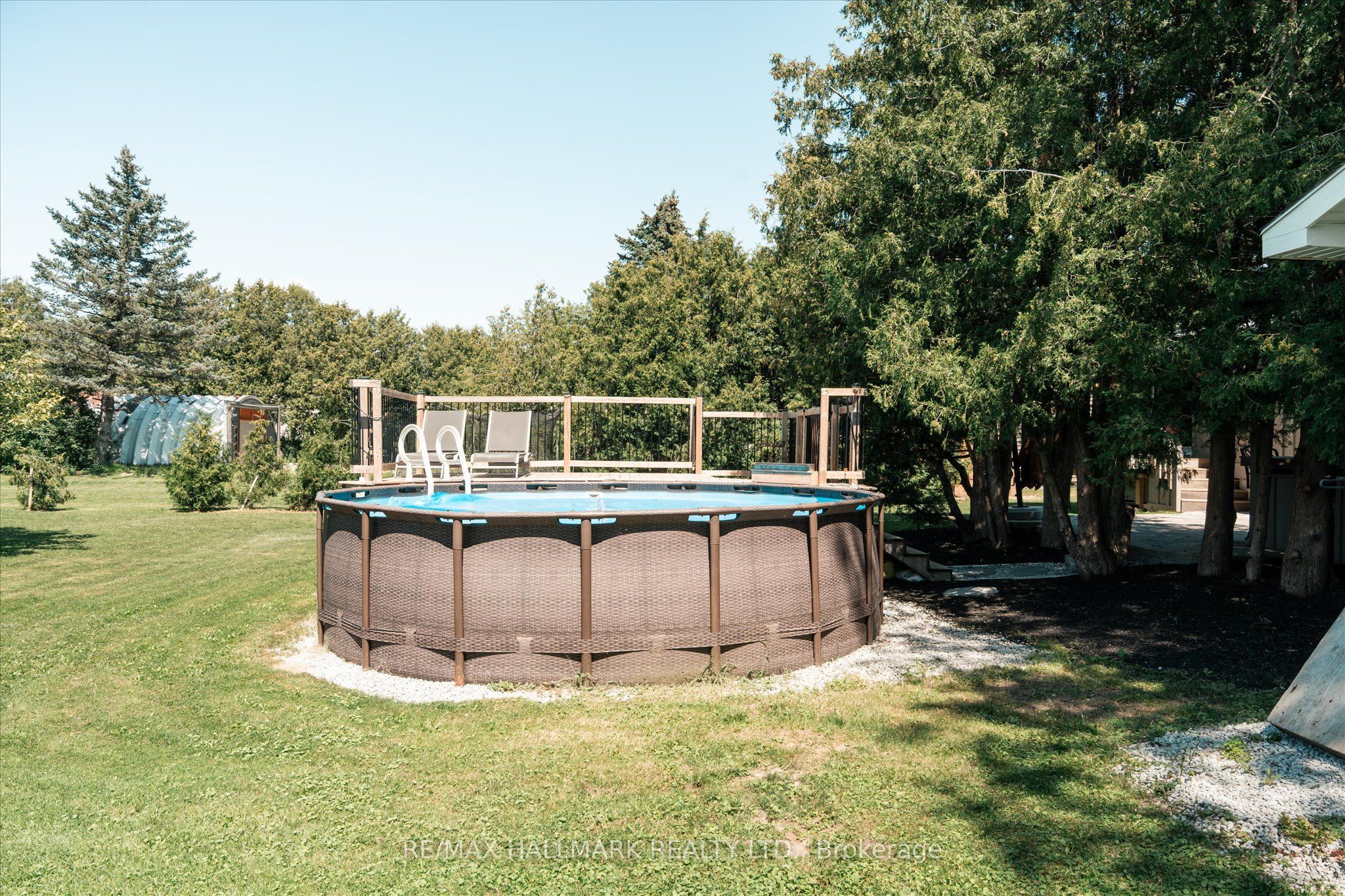 7433 5 Side Road Property Photo 40