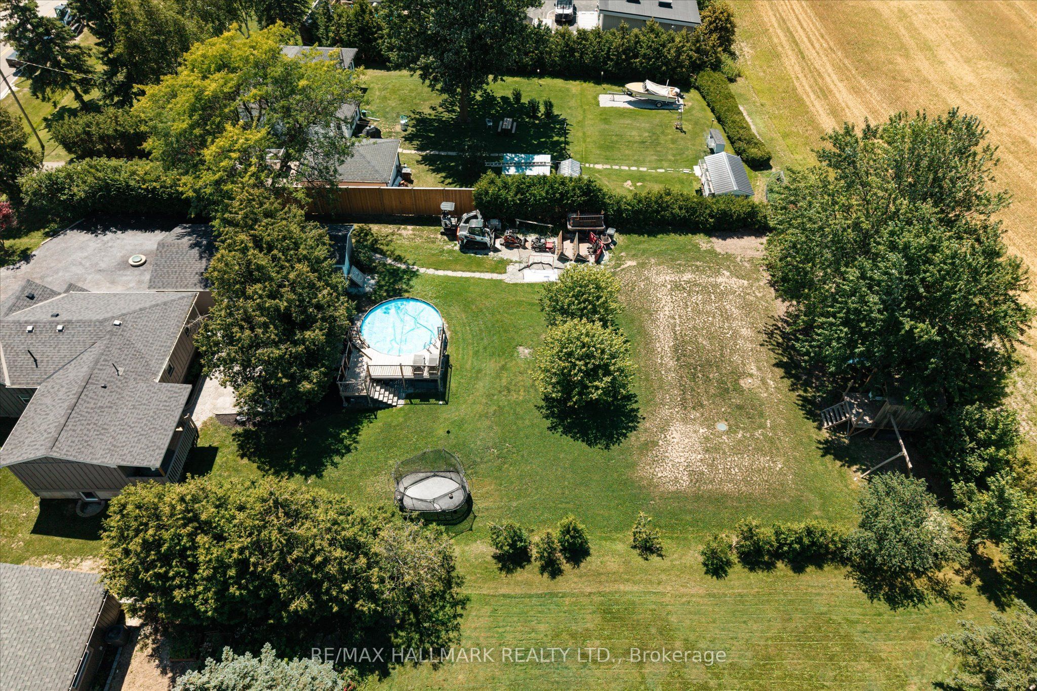 7433 5 Side Road Property Photo 45
