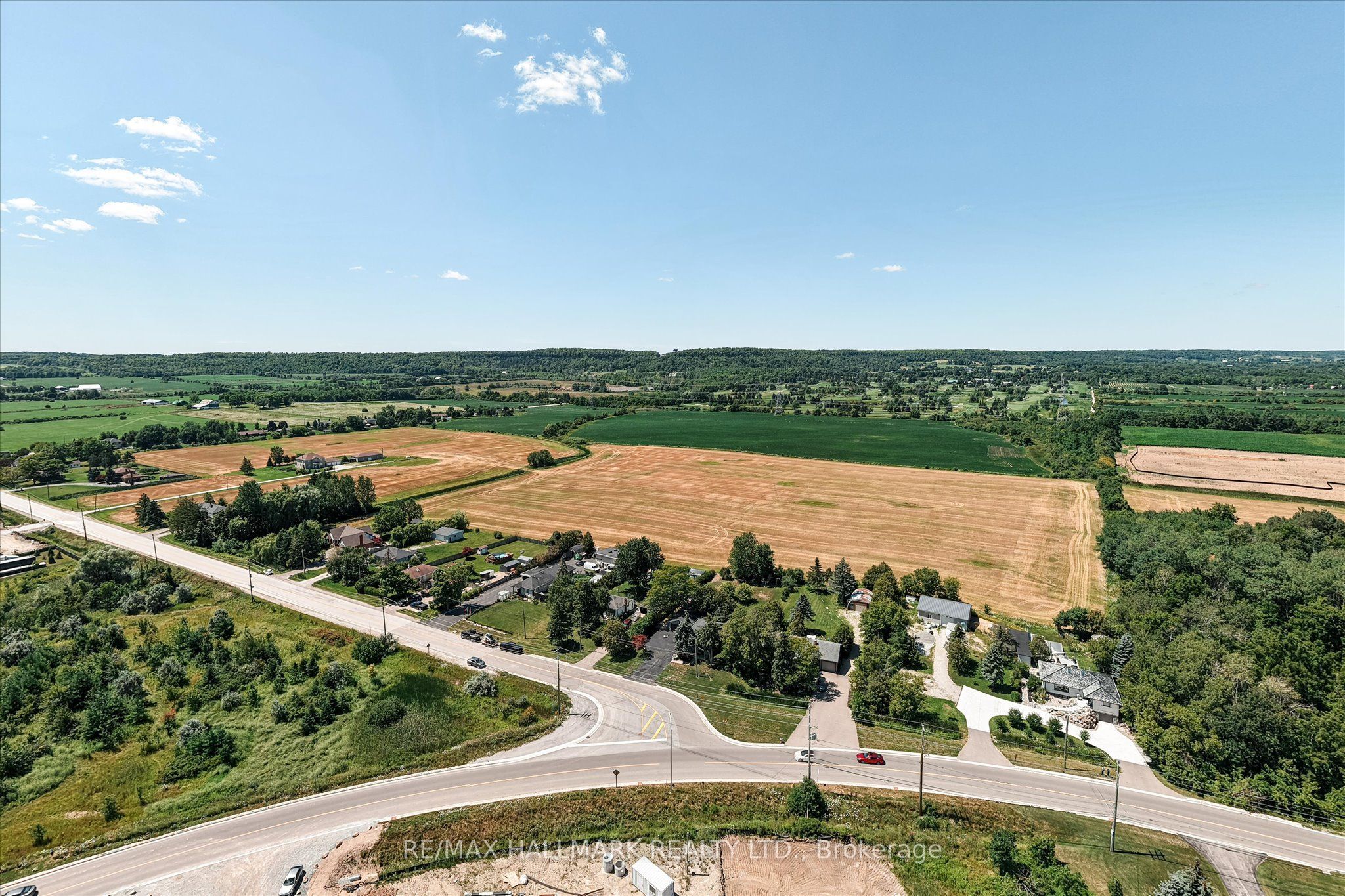 7433 5 Side Road Property Photo 50