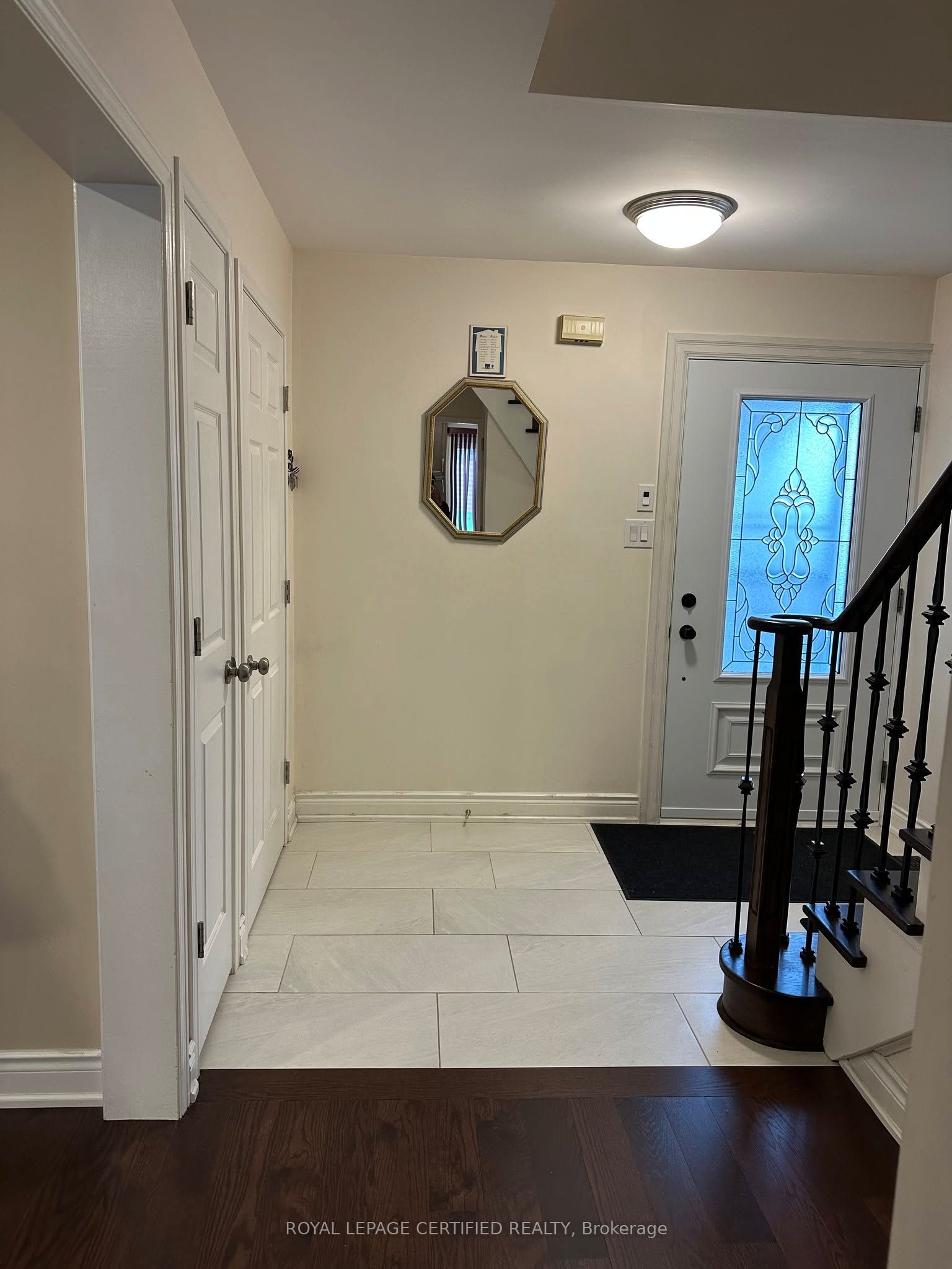 210 Ecclestone Drive Main Property Photo 16