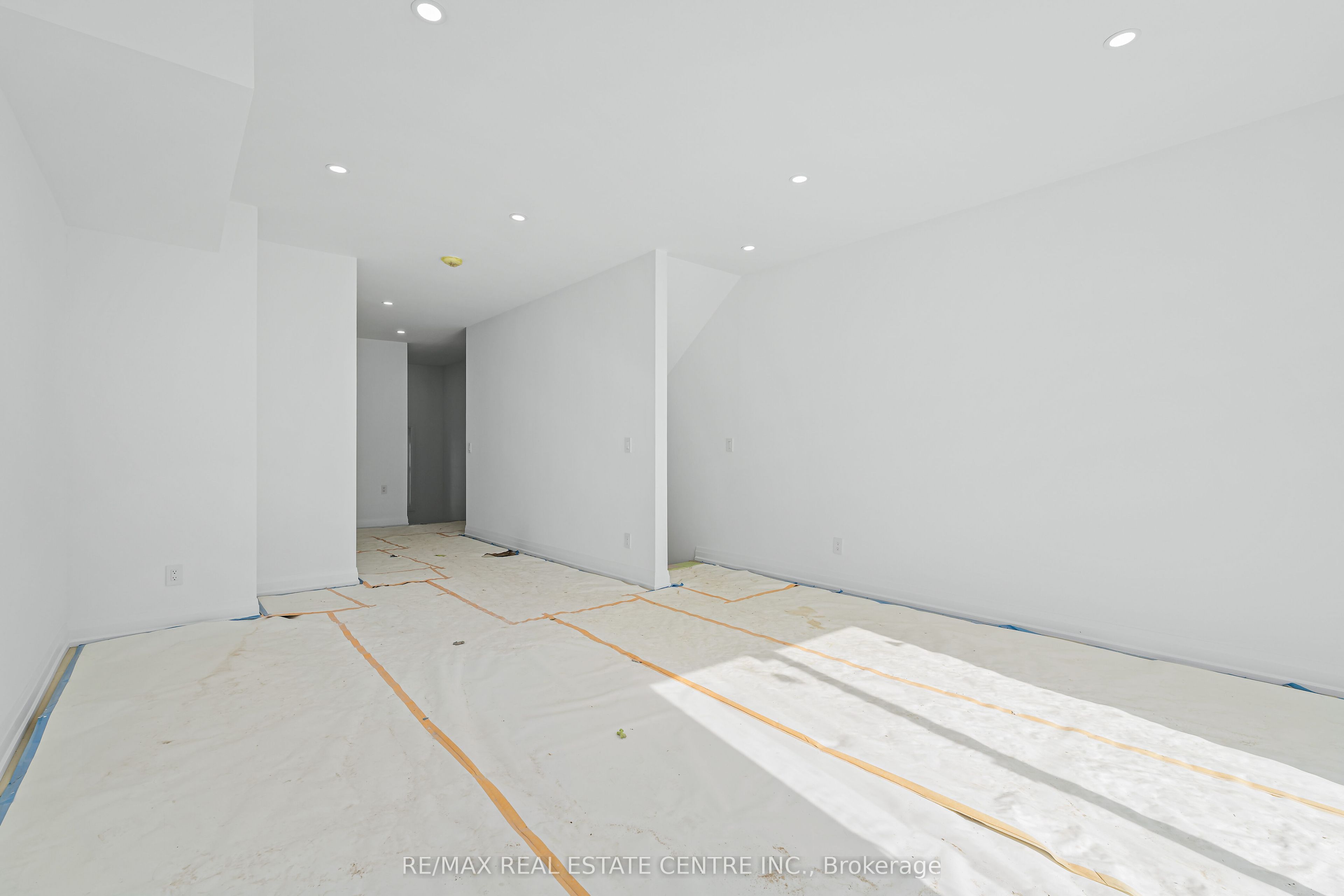 19 James Street Property Photo 16