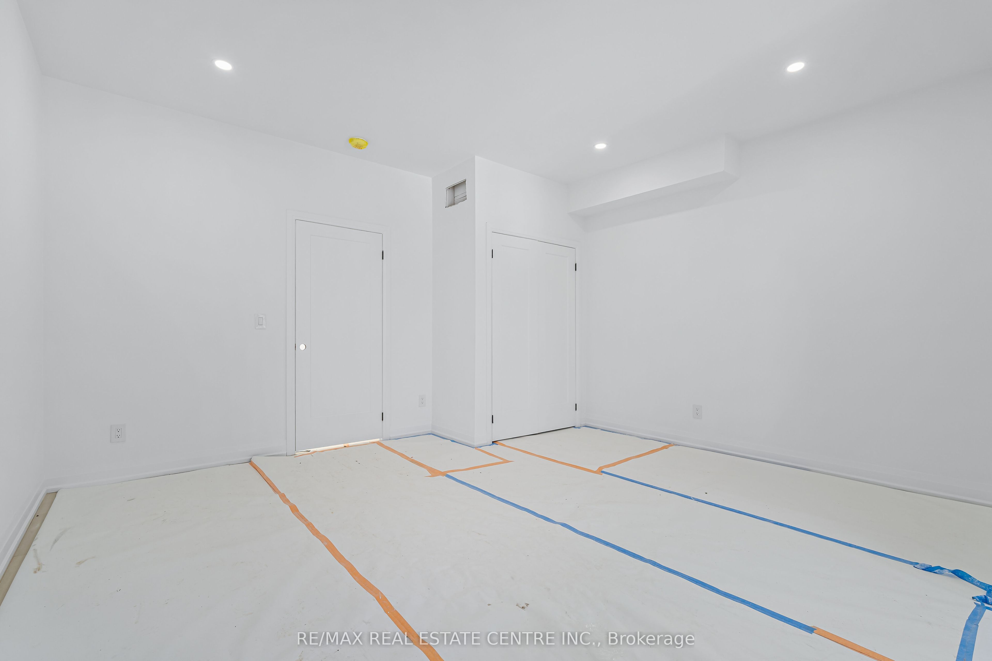 19 James Street Property Photo 33