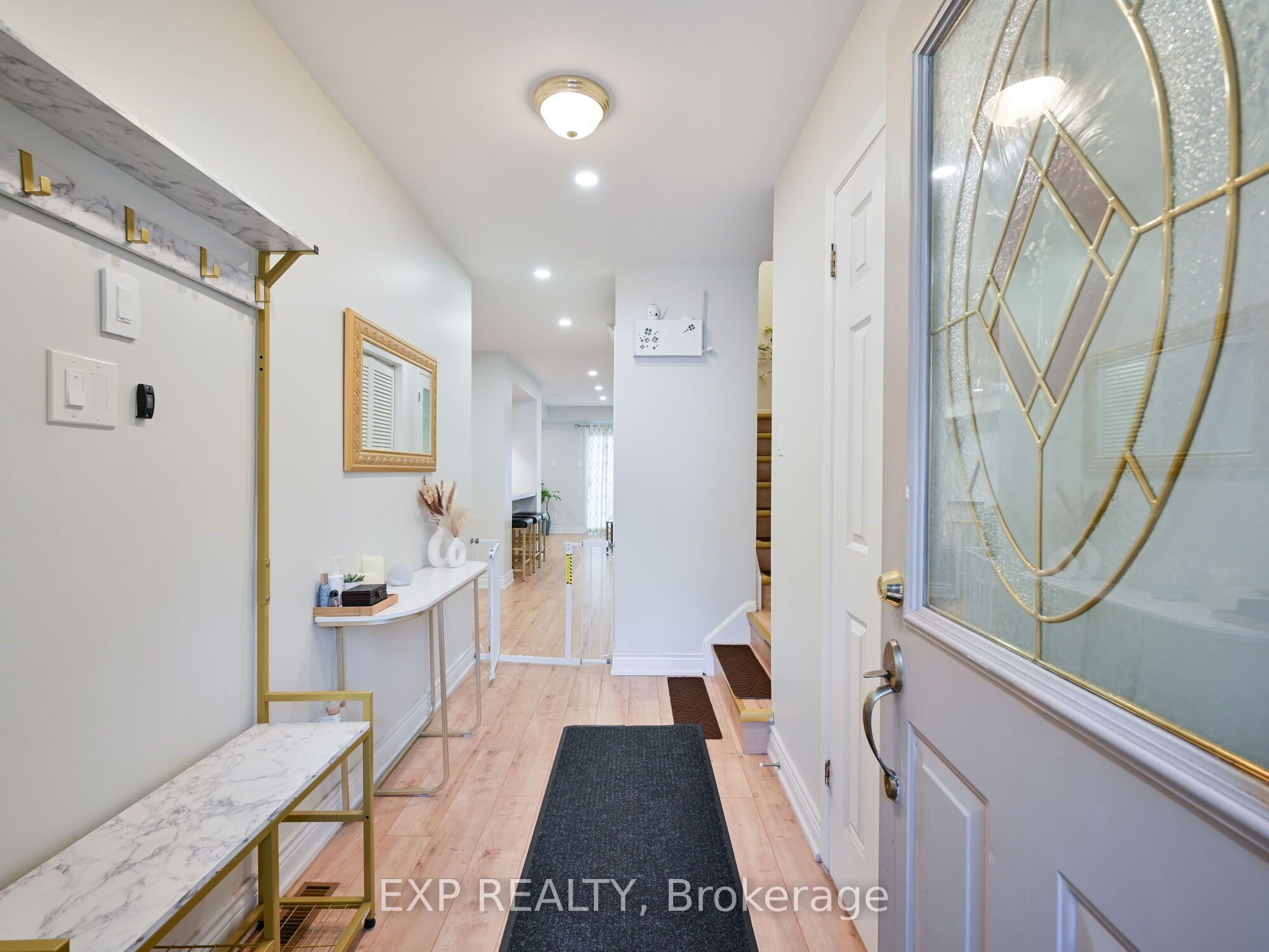 3351 Hornbeam Crescent N 64 Property Photo 5