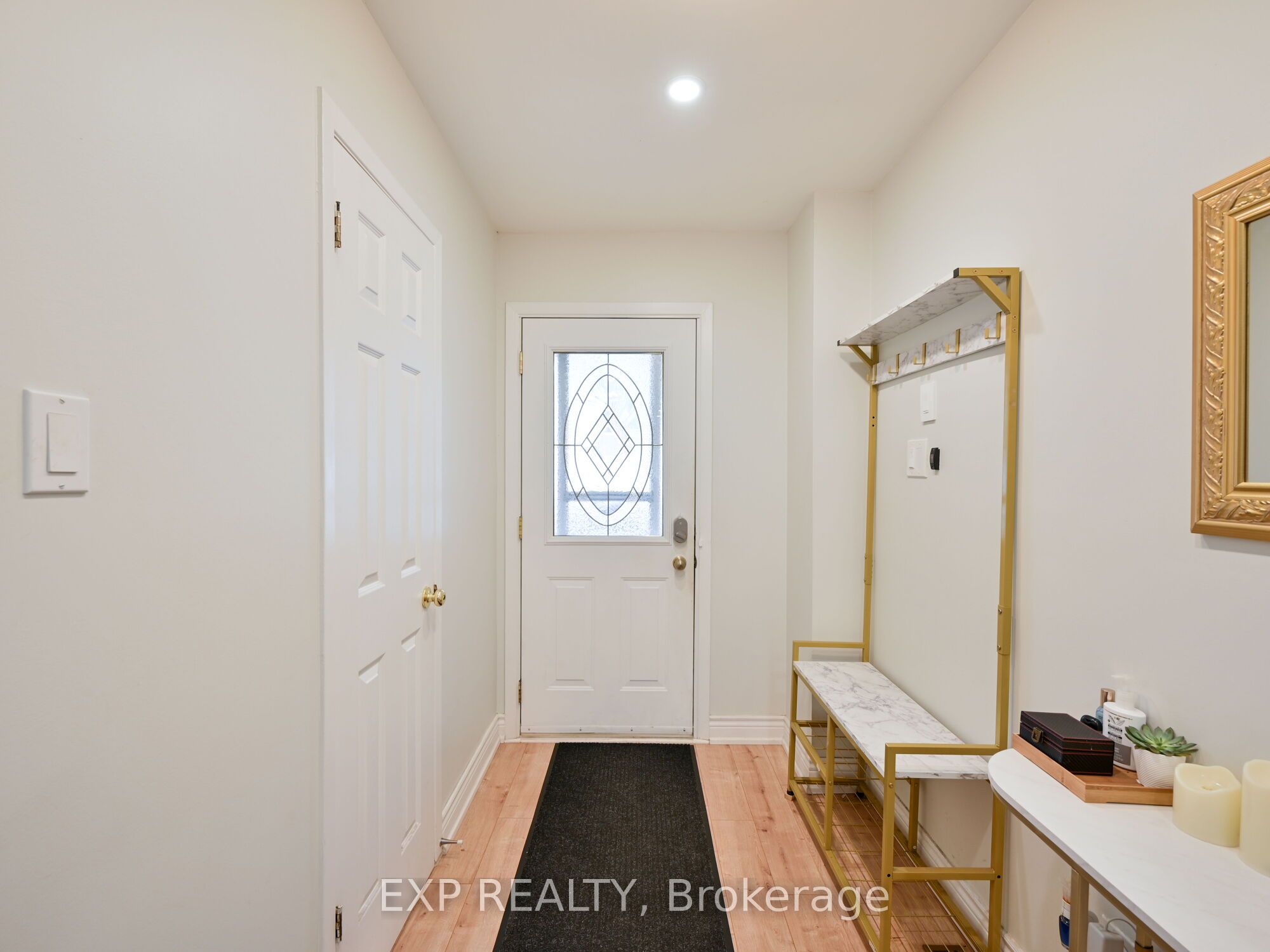 3351 Hornbeam Crescent N 64 Property Photo 6