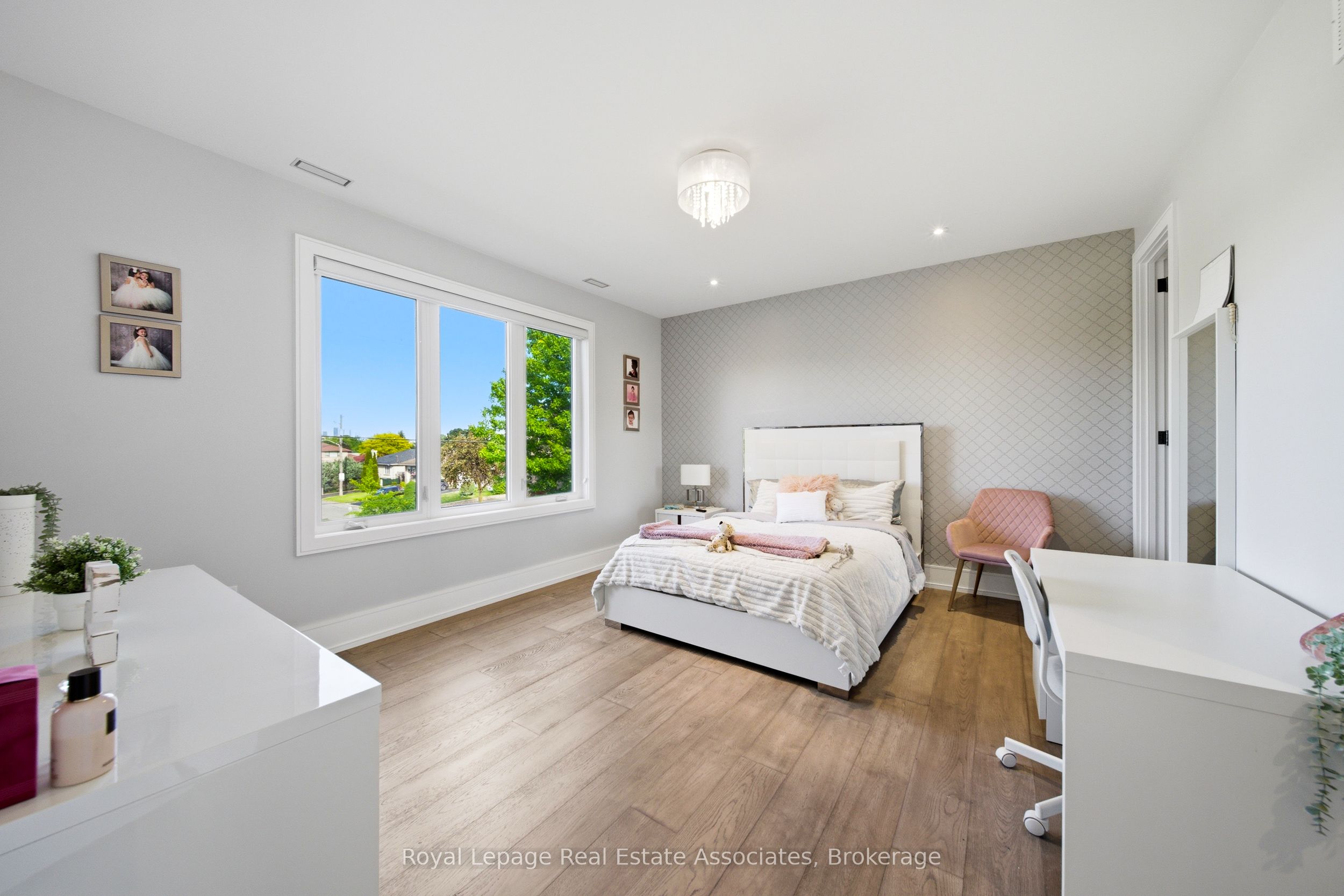 14 Joyce Parkway Property Photo 33