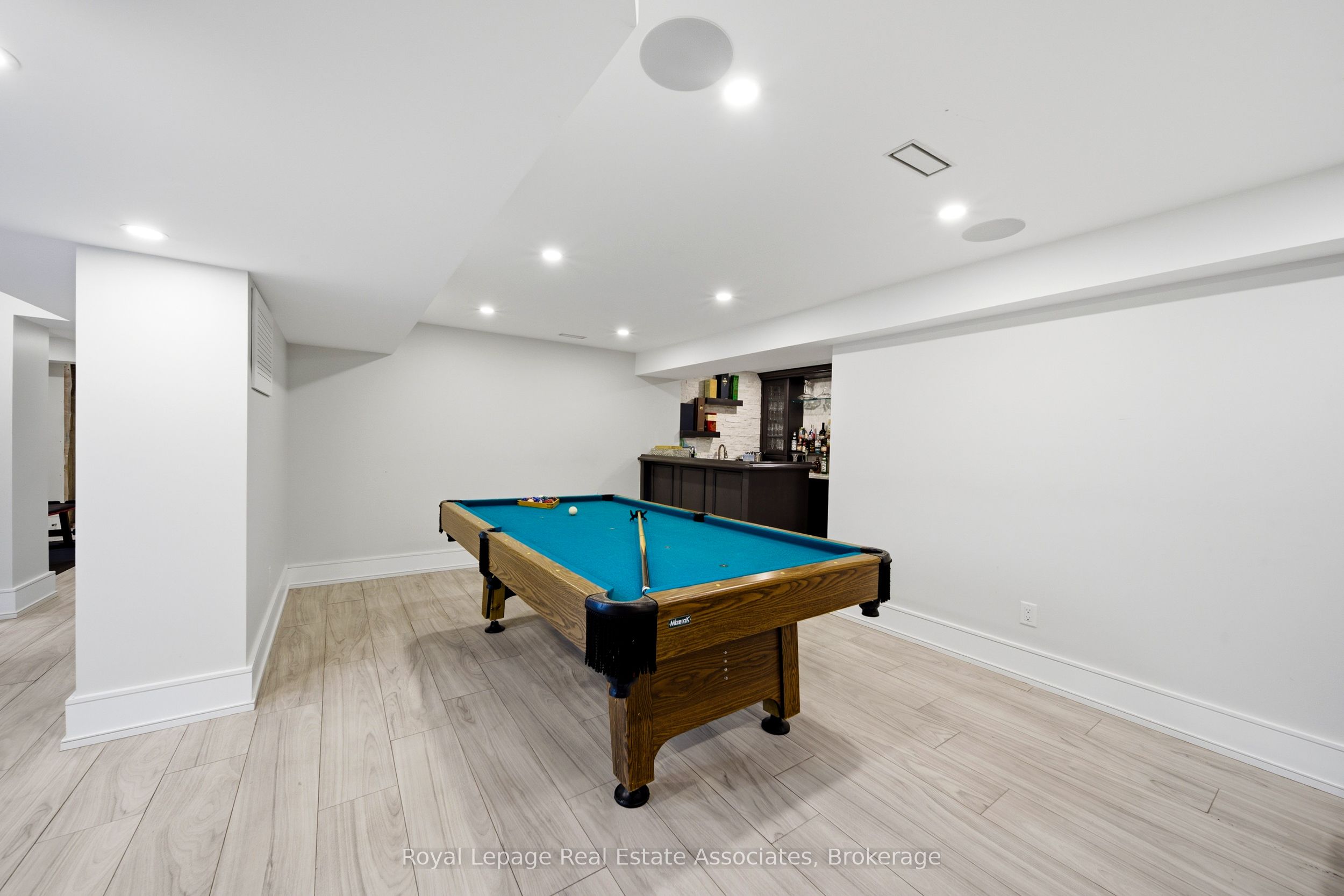 14 Joyce Parkway Property Photo 40