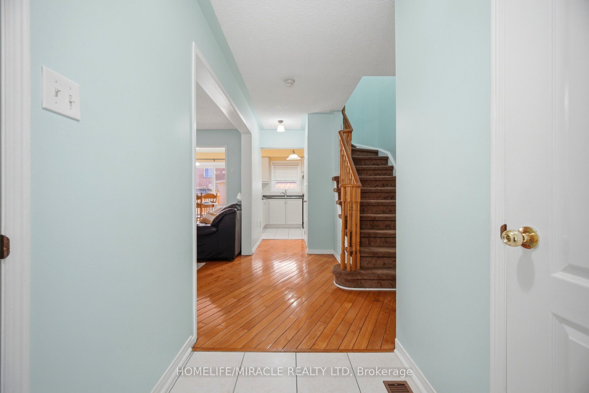31 Larkspur Road Property Photo 4