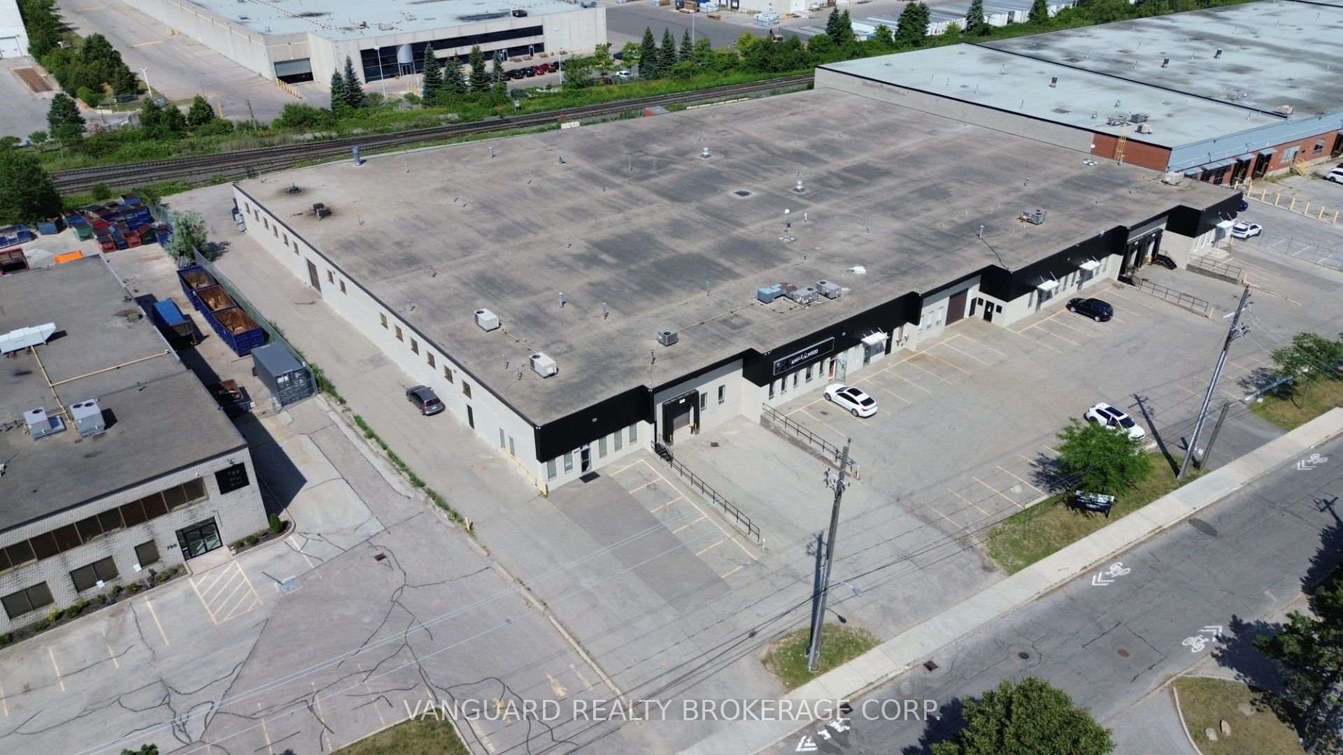 820 Flint Road Property Photo 1