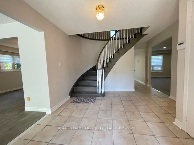 743 Fieldstone Road Property Photo 2