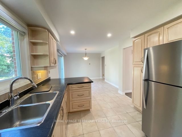 743 Fieldstone Road Property Photo 9