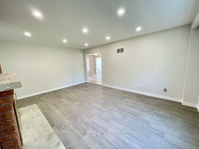 743 Fieldstone Road Property Photo 16