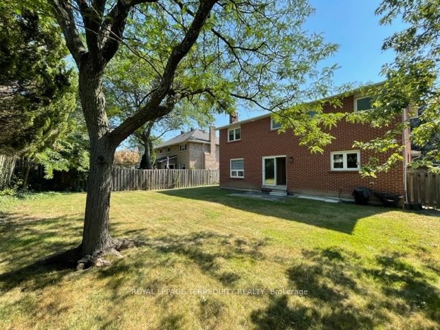 743 Fieldstone Road Property Photo 37