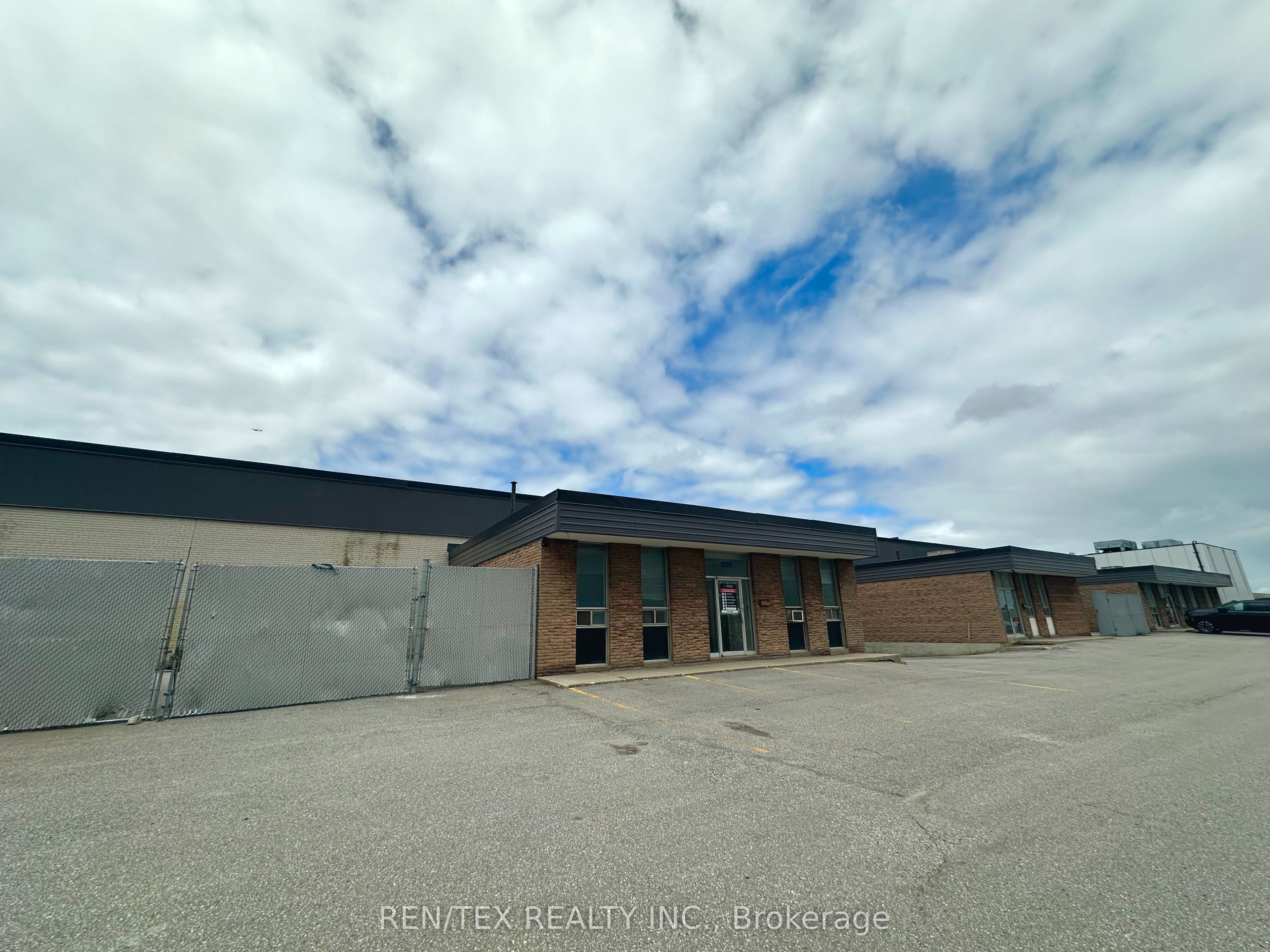 315-345 Flint Road B Property Photo 1