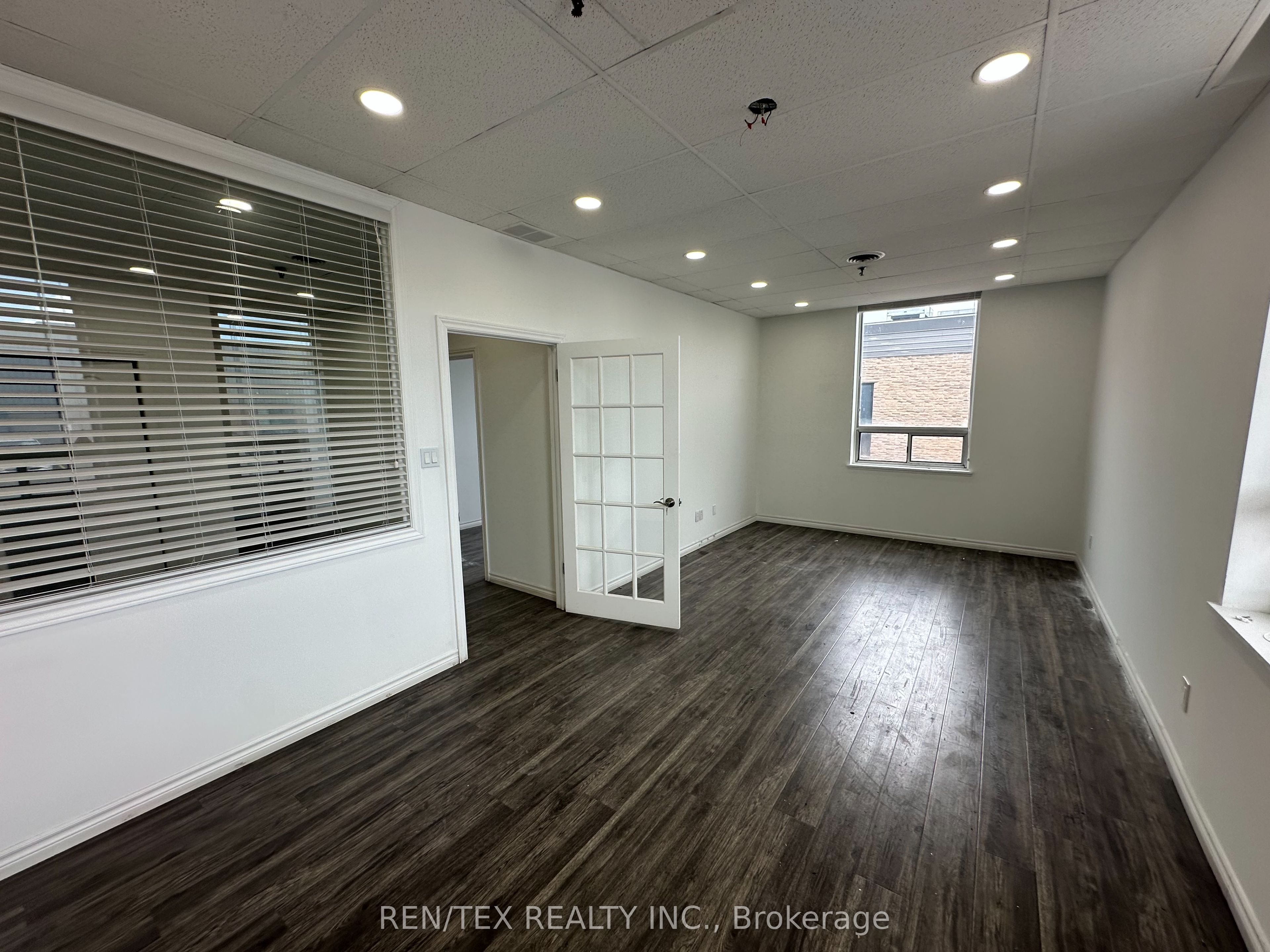 315-345 Flint Road B Property Photo 4