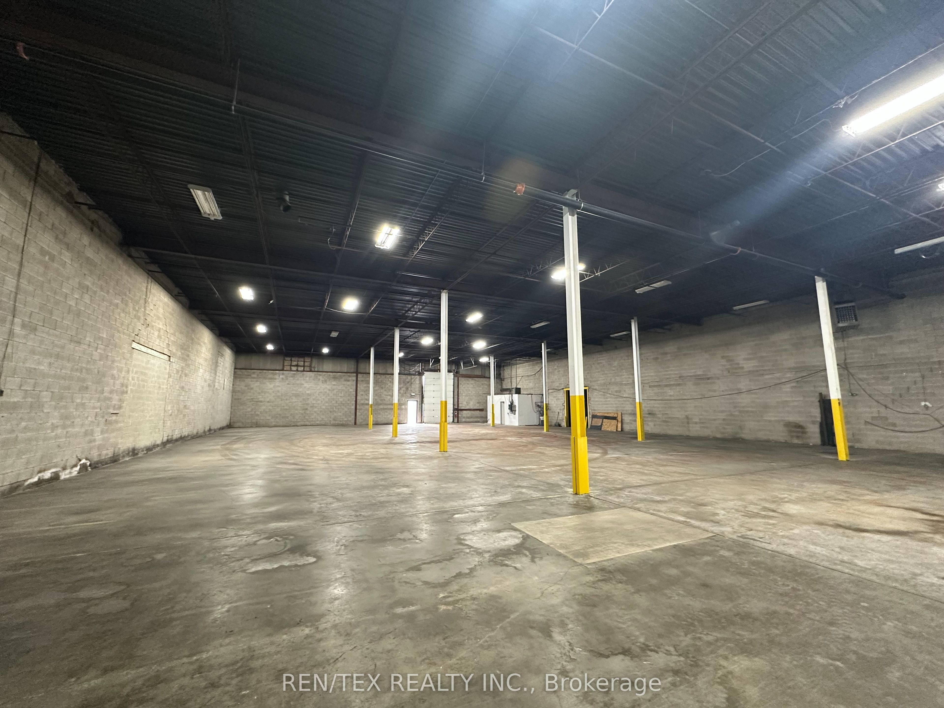 315-345 Flint Road B Property Photo 5