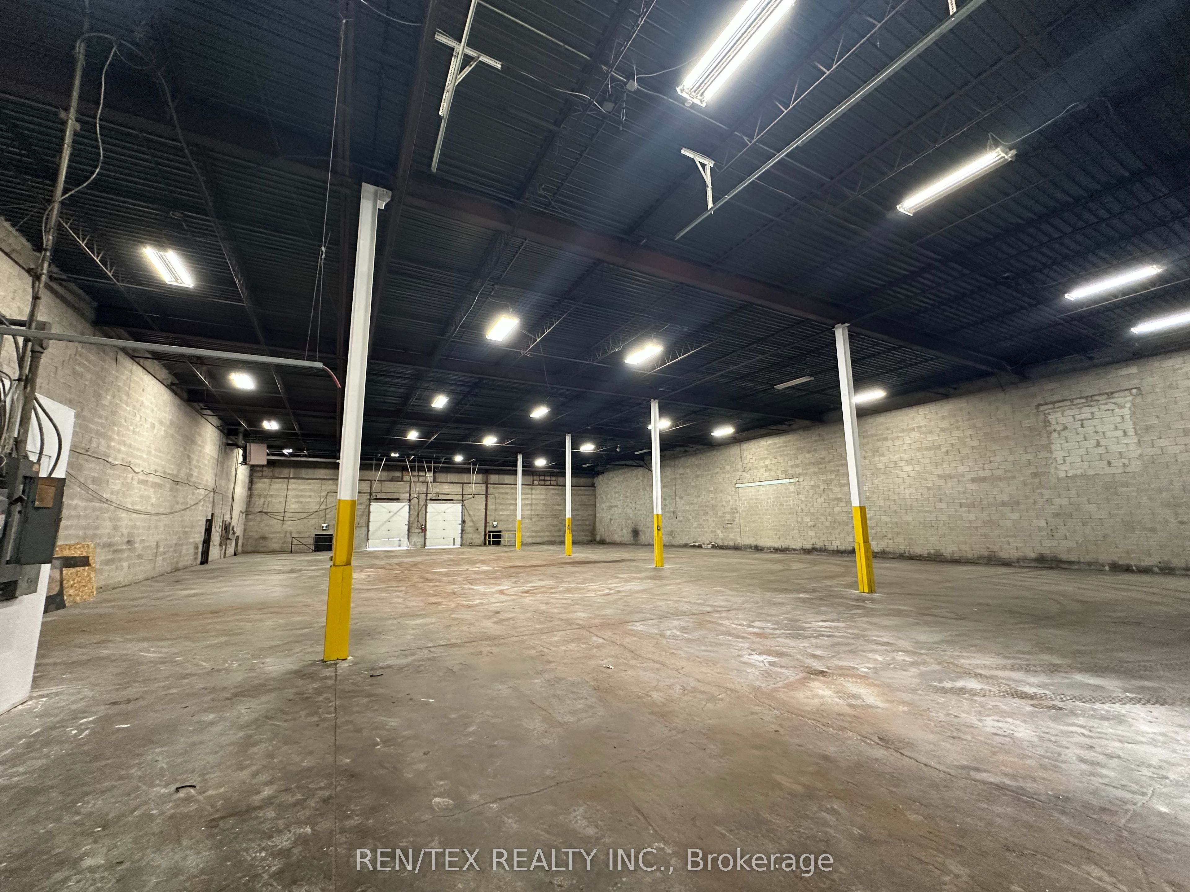 315-345 Flint Road B Property Photo 7