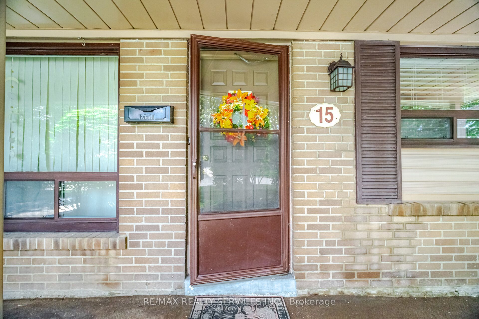 15 Ferndale Crescent Property Photo 5