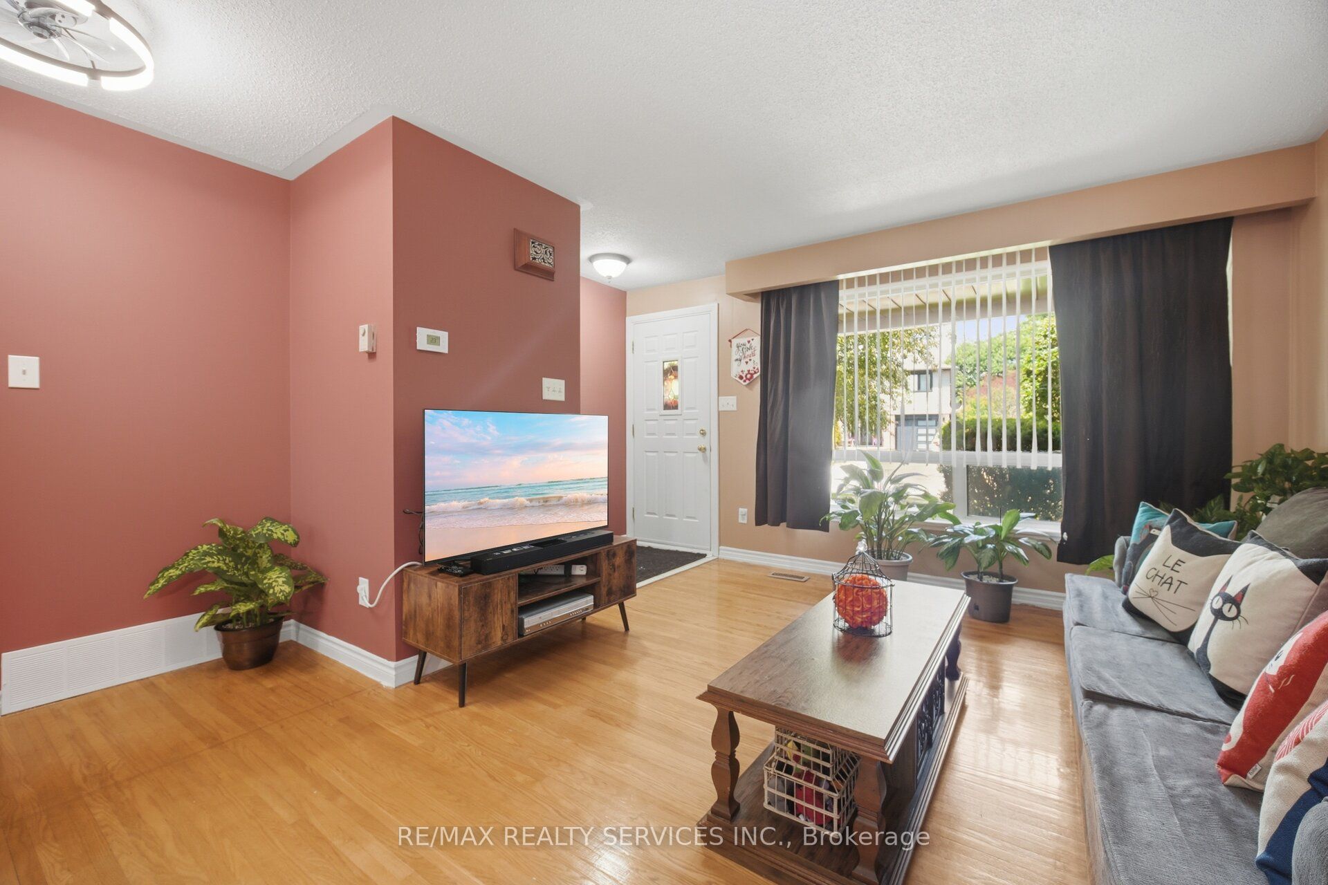 15 Ferndale Crescent Property Photo 8
