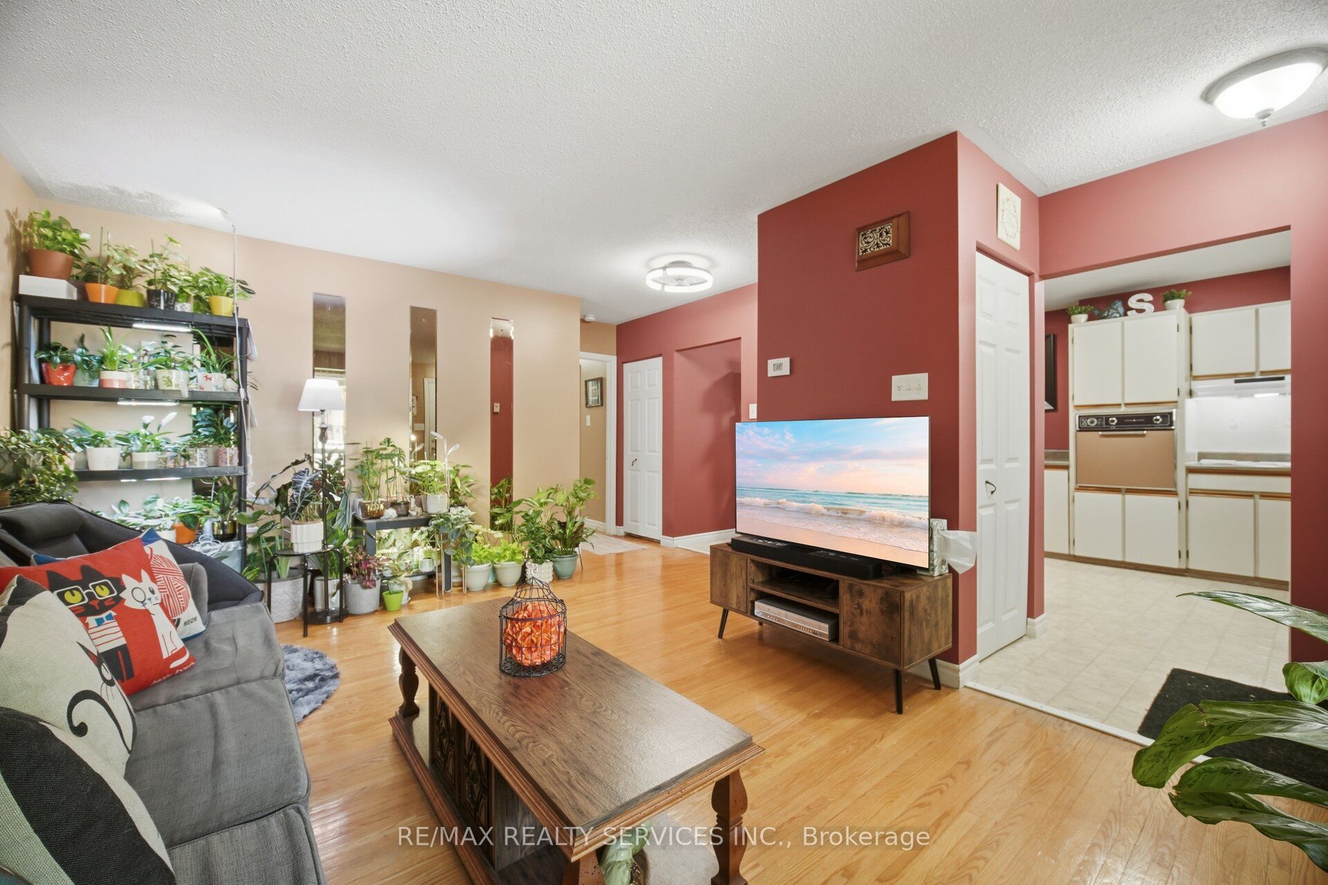 15 Ferndale Crescent Property Photo 10