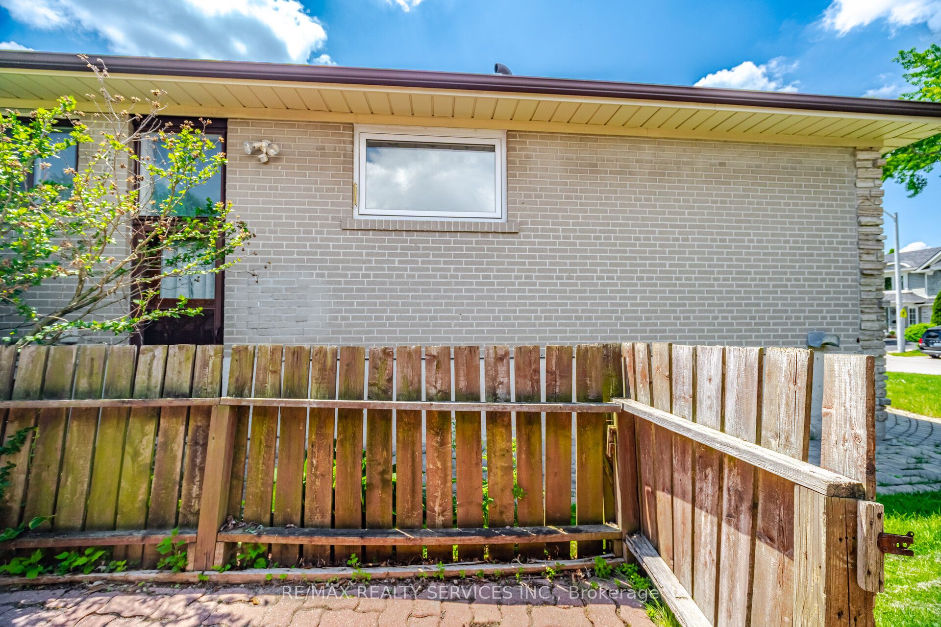 15 Ferndale Crescent Property Photo 32
