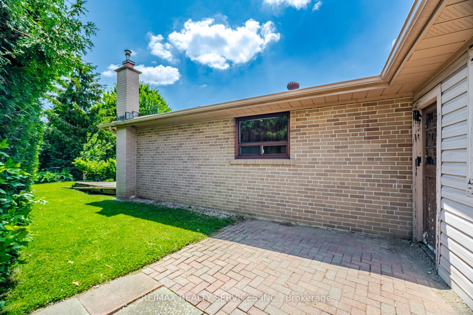 15 Ferndale Crescent Property Photo 34
