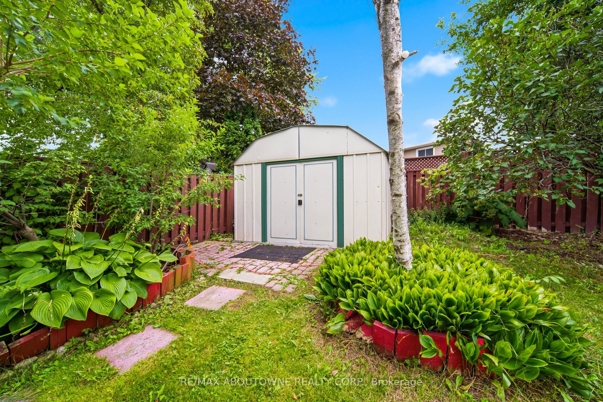 6346 Neuchatel Road Property Photo 33