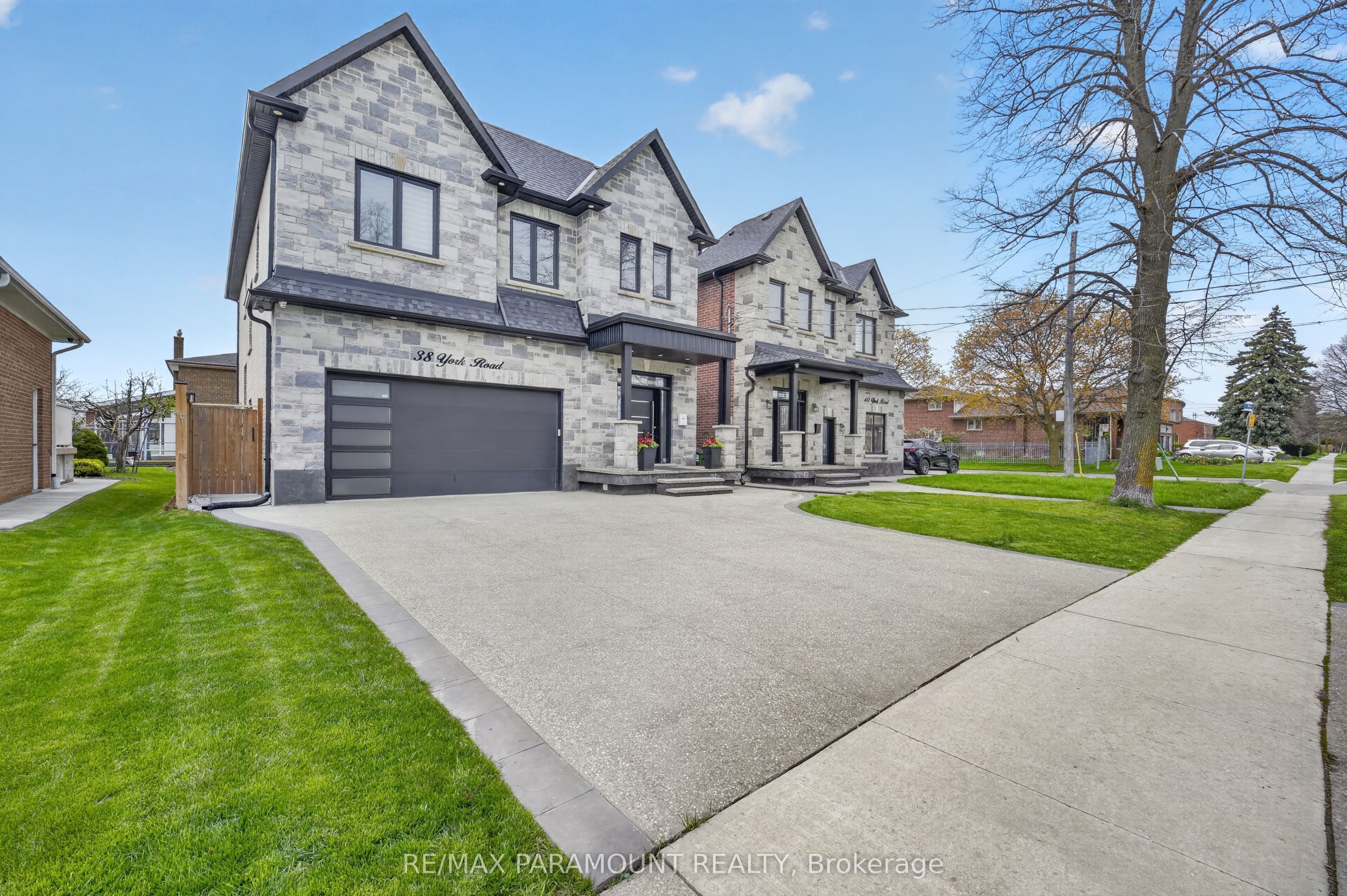 38 York Road Property Photo 1