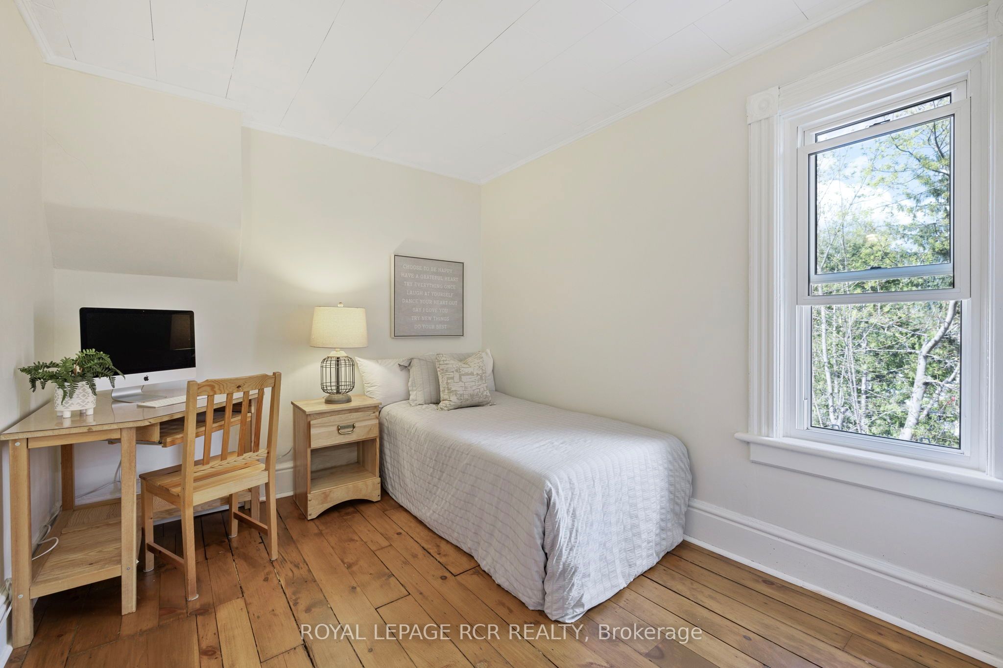 91 King Street W Property Photo 18