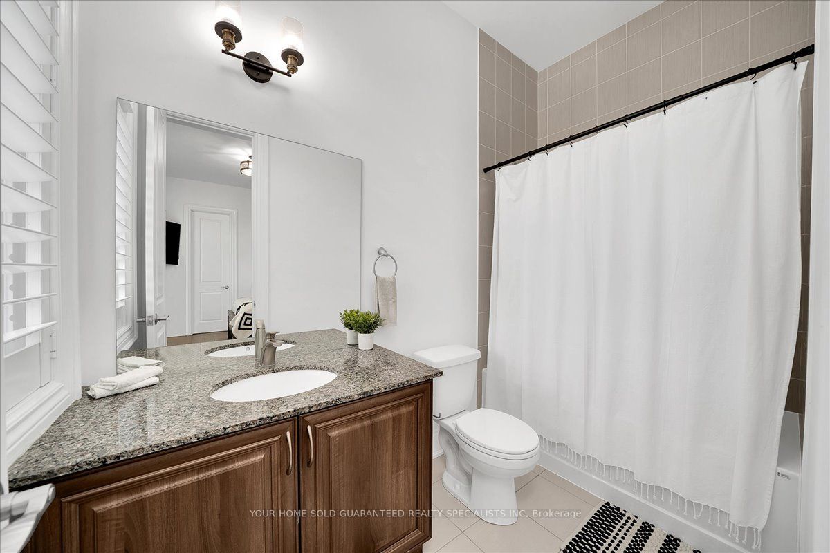 13 Doctor Reynar Road Property Photo 25