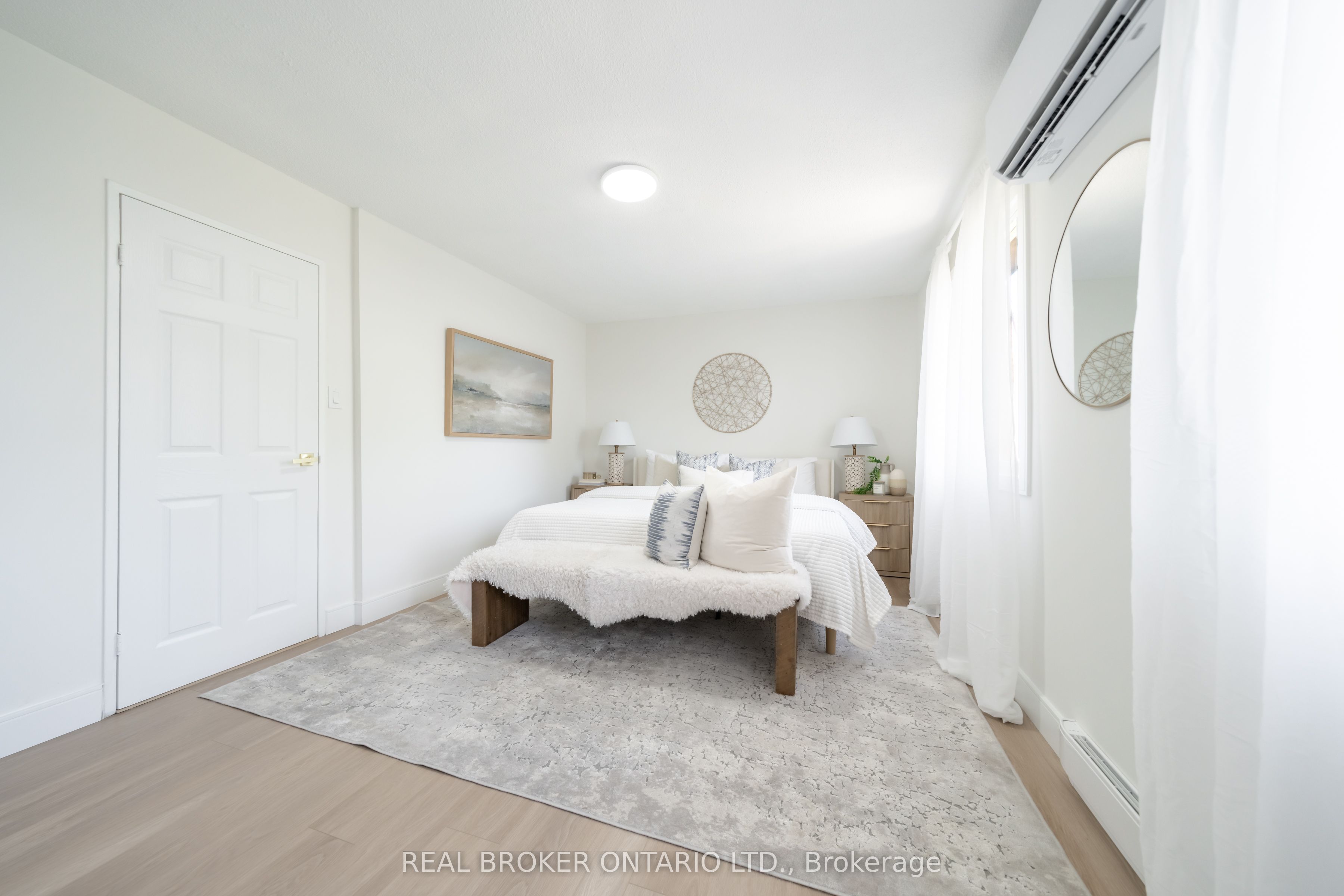 684 Dynes Road 1 Property Photo 14