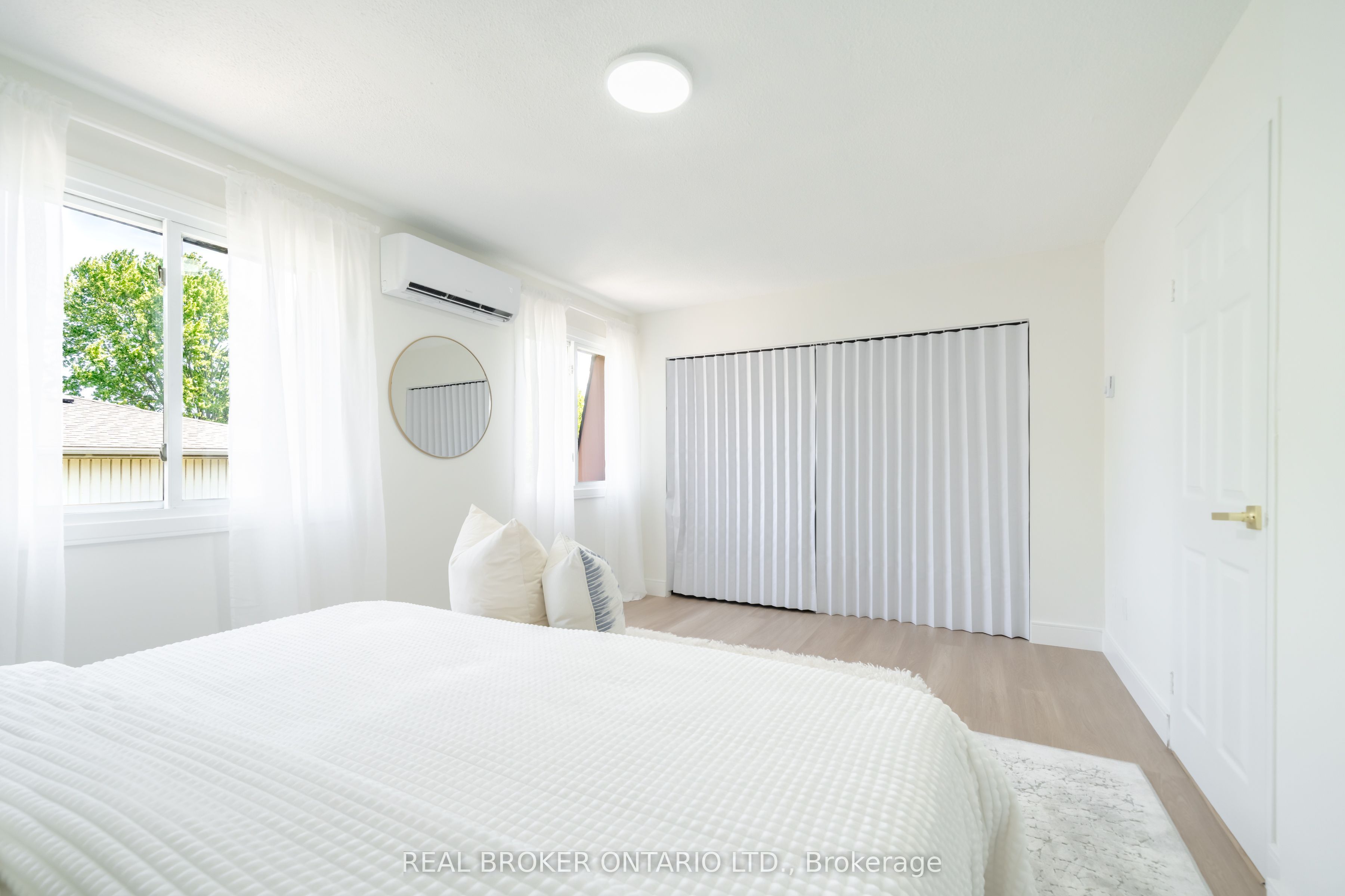 684 Dynes Road 1 Property Photo 15