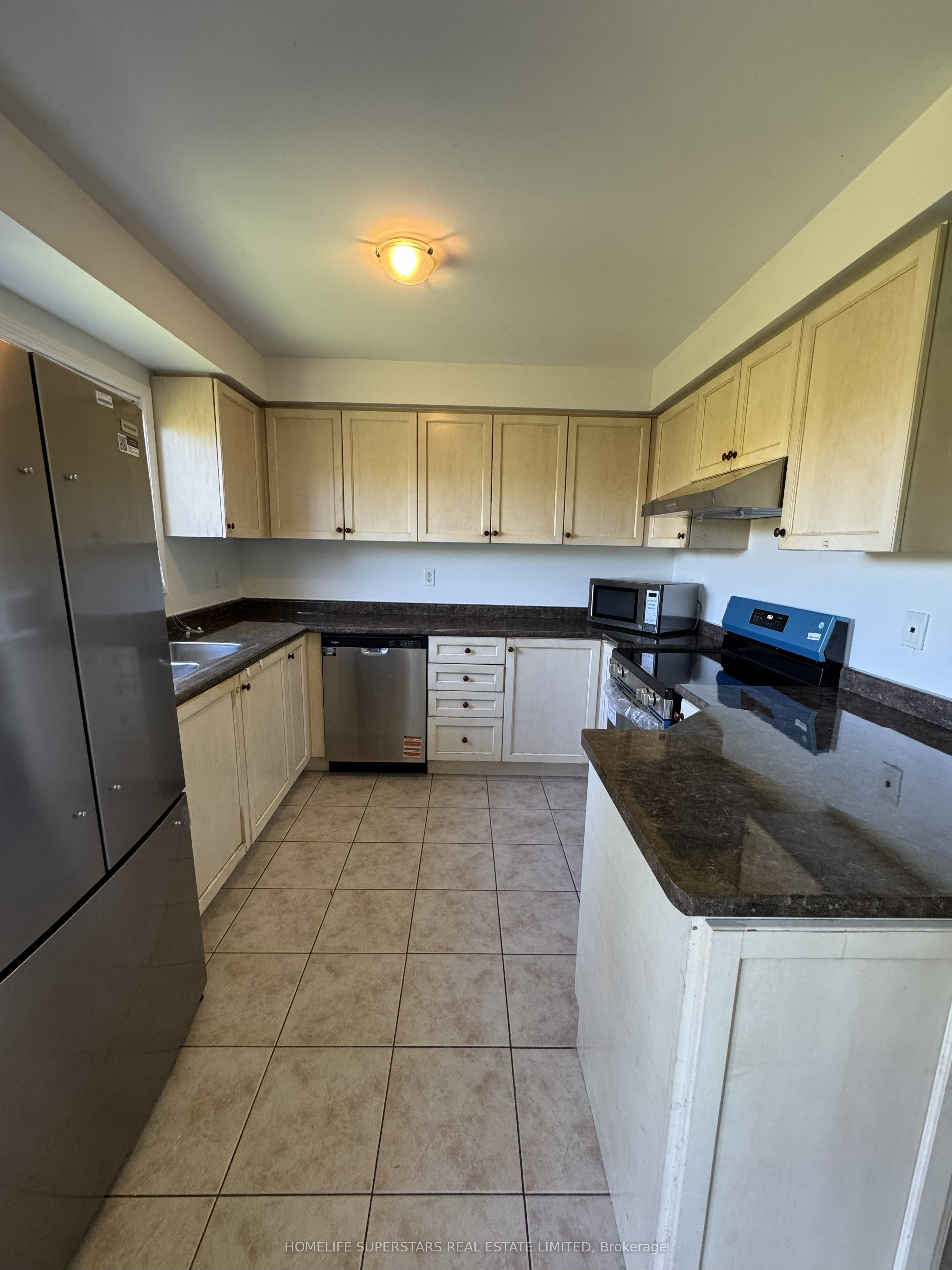 93 Mare Crescent Property Photo 3