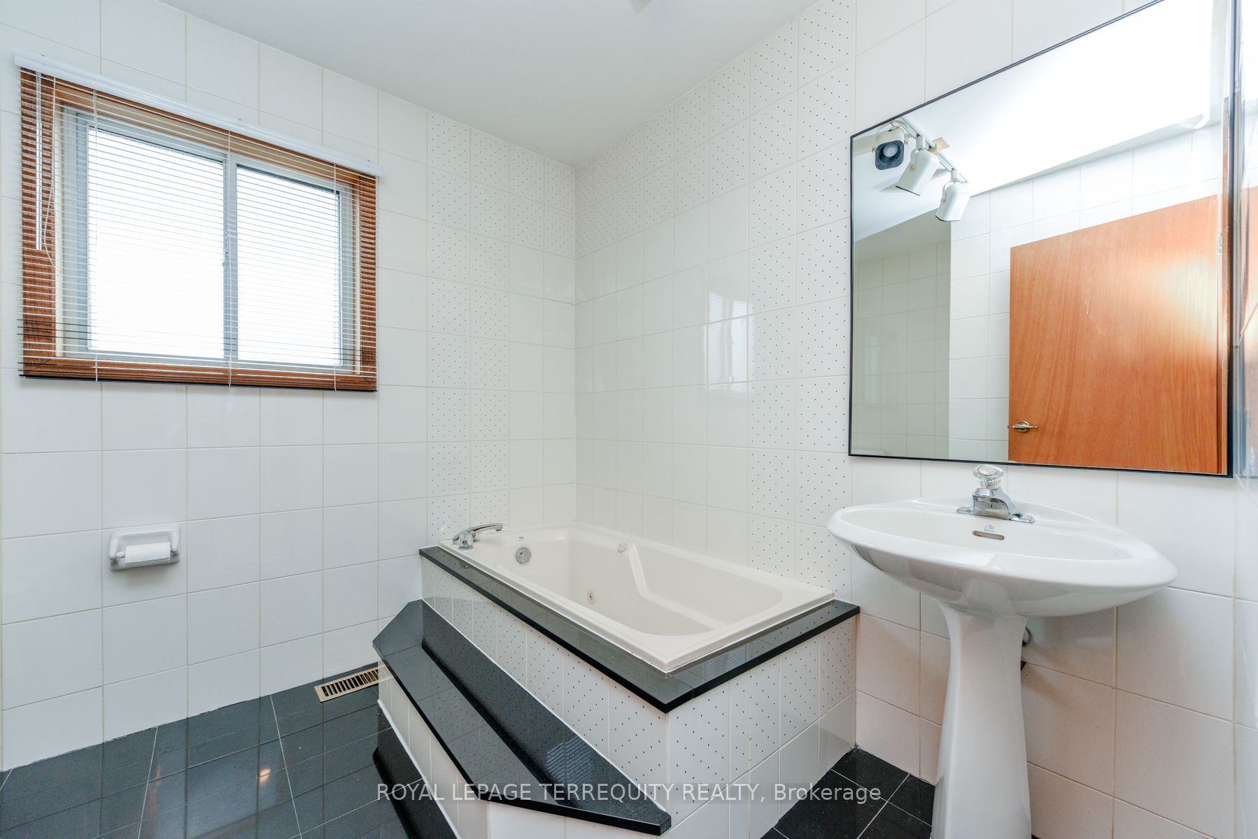 94 Melbert Road Property Photo 36