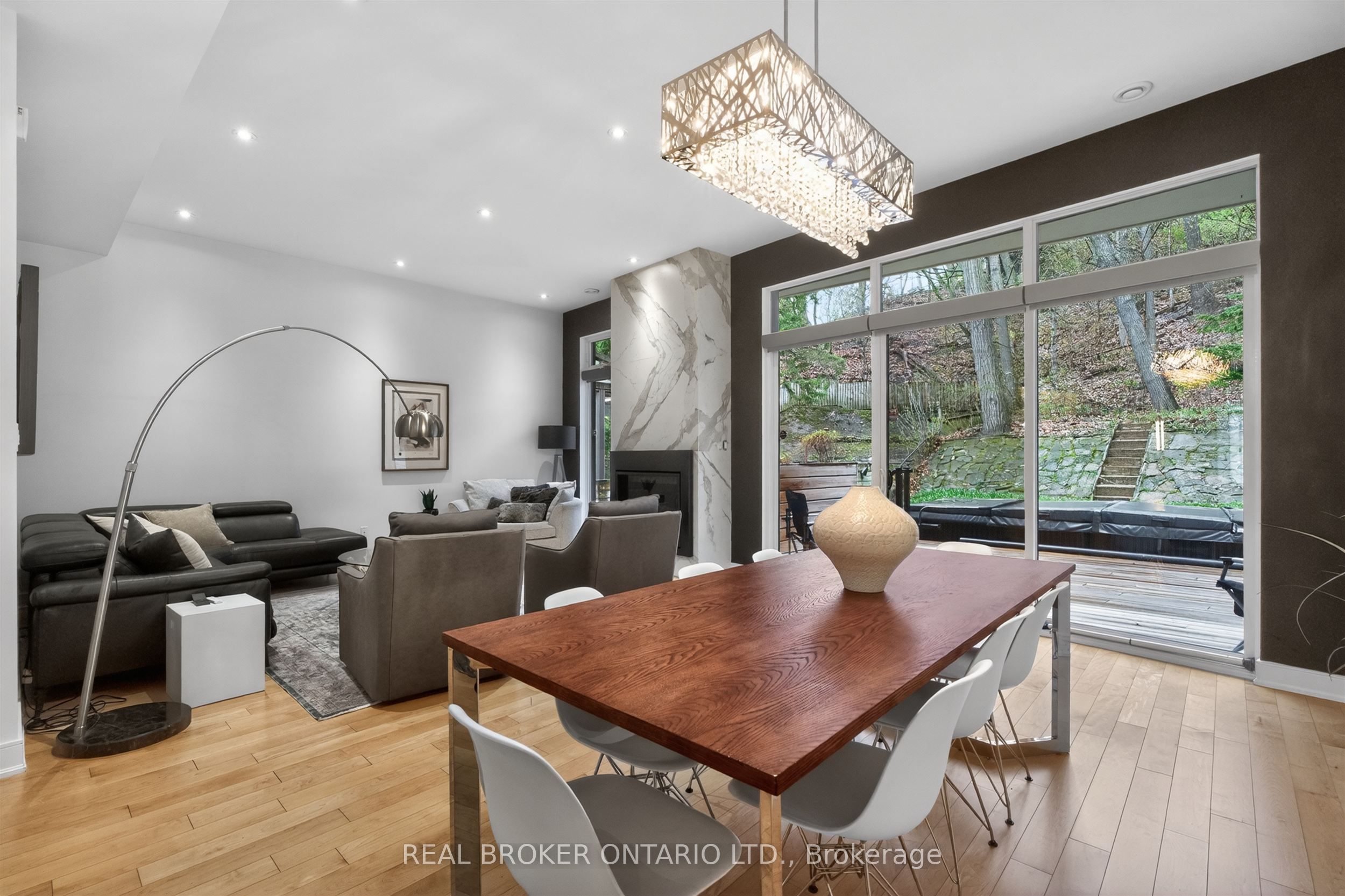 88 South Kingsway Way Property Photo 12