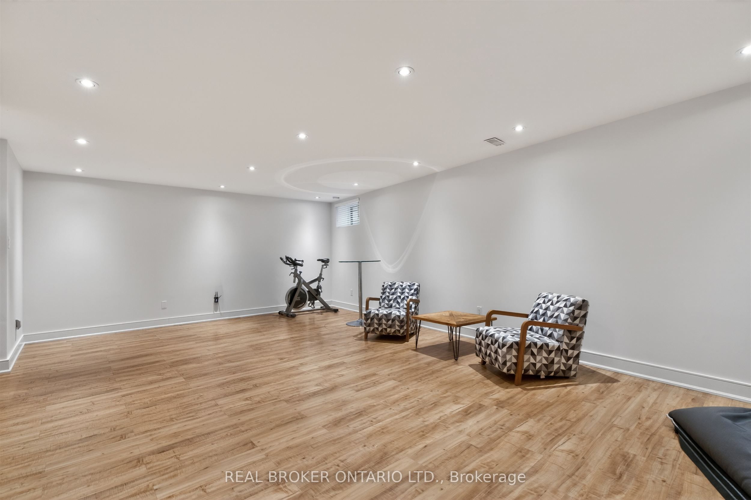 88 South Kingsway Way Property Photo 34
