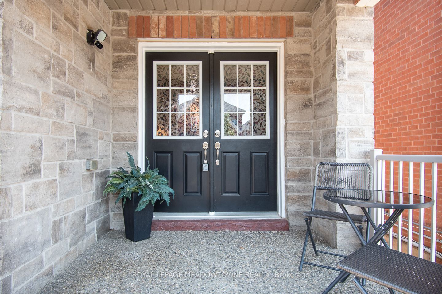 1079 Job Crescent Property Photo 3