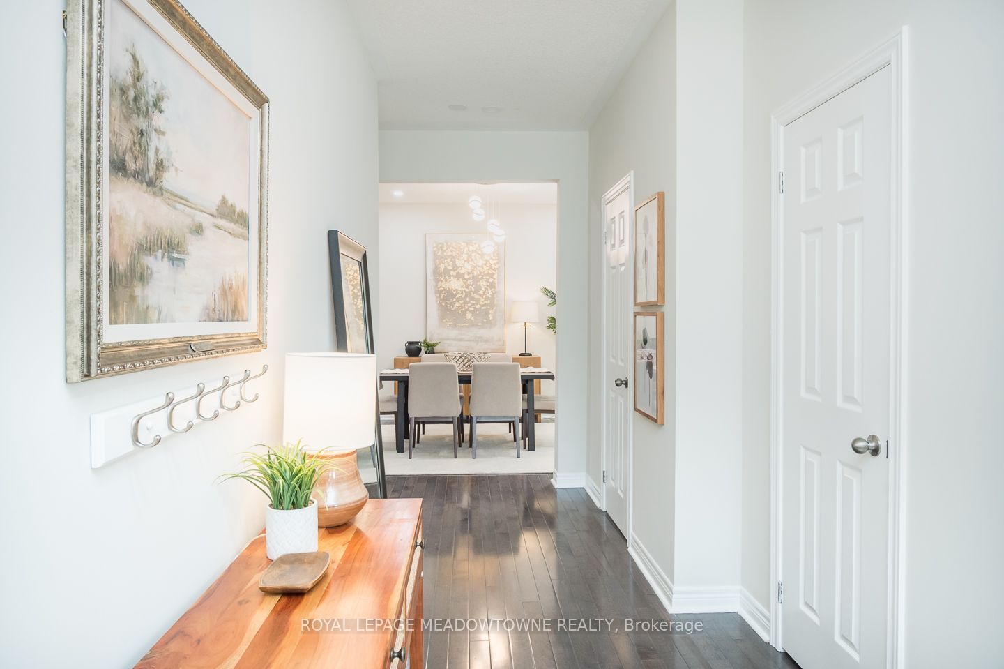1079 Job Crescent Property Photo 4