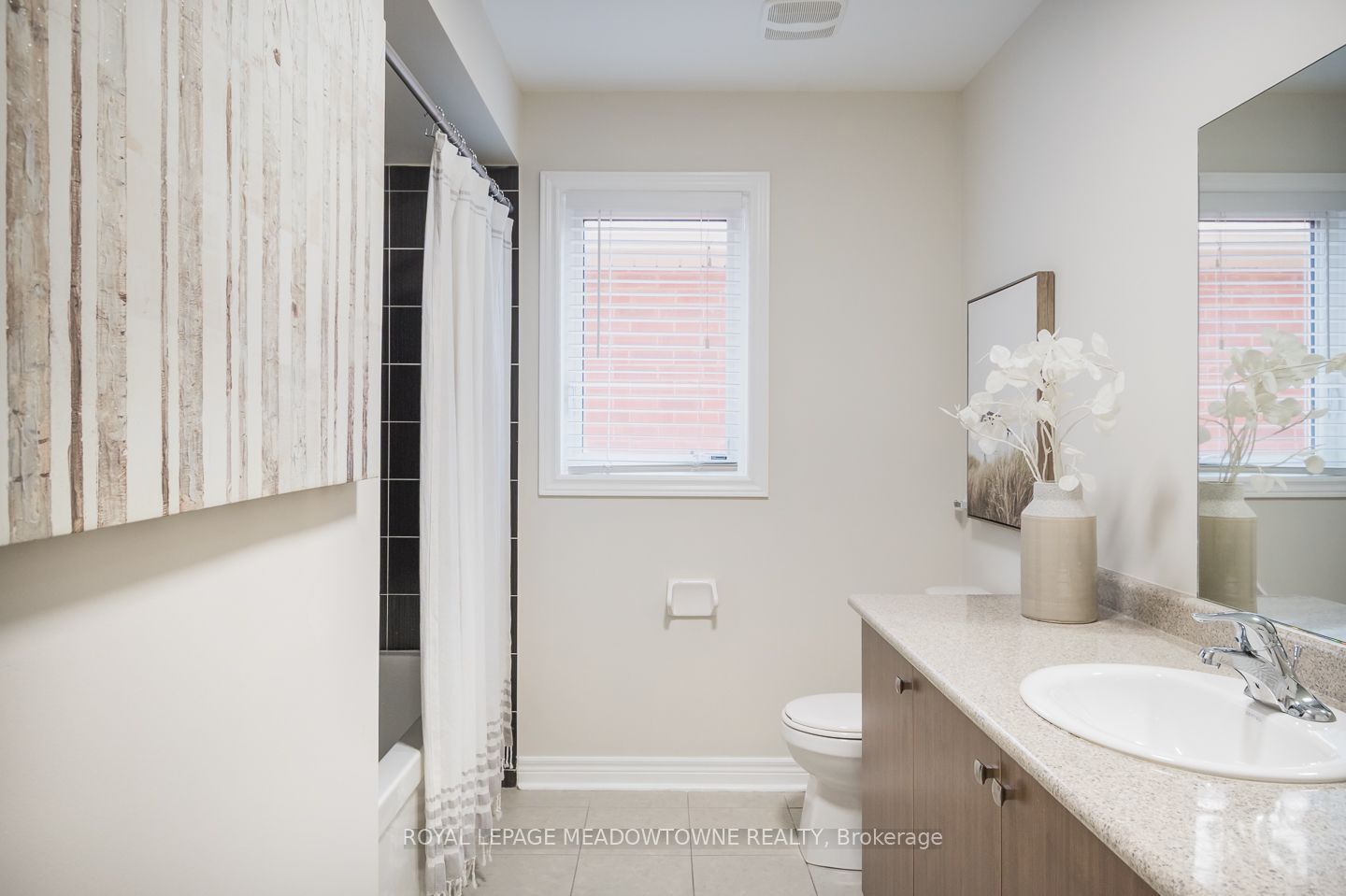 1079 Job Crescent Property Photo 29