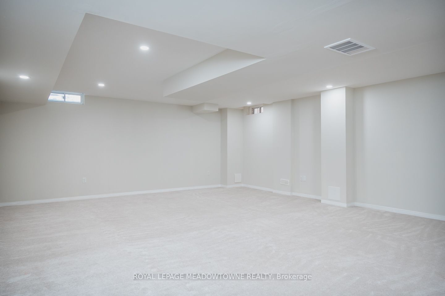 1079 Job Crescent Property Photo 36