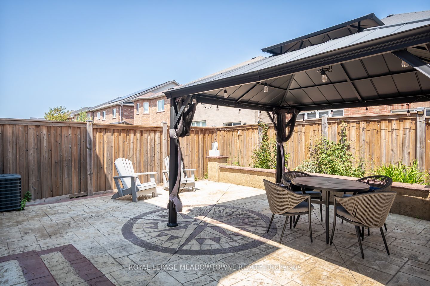 1079 Job Crescent Property Photo 38