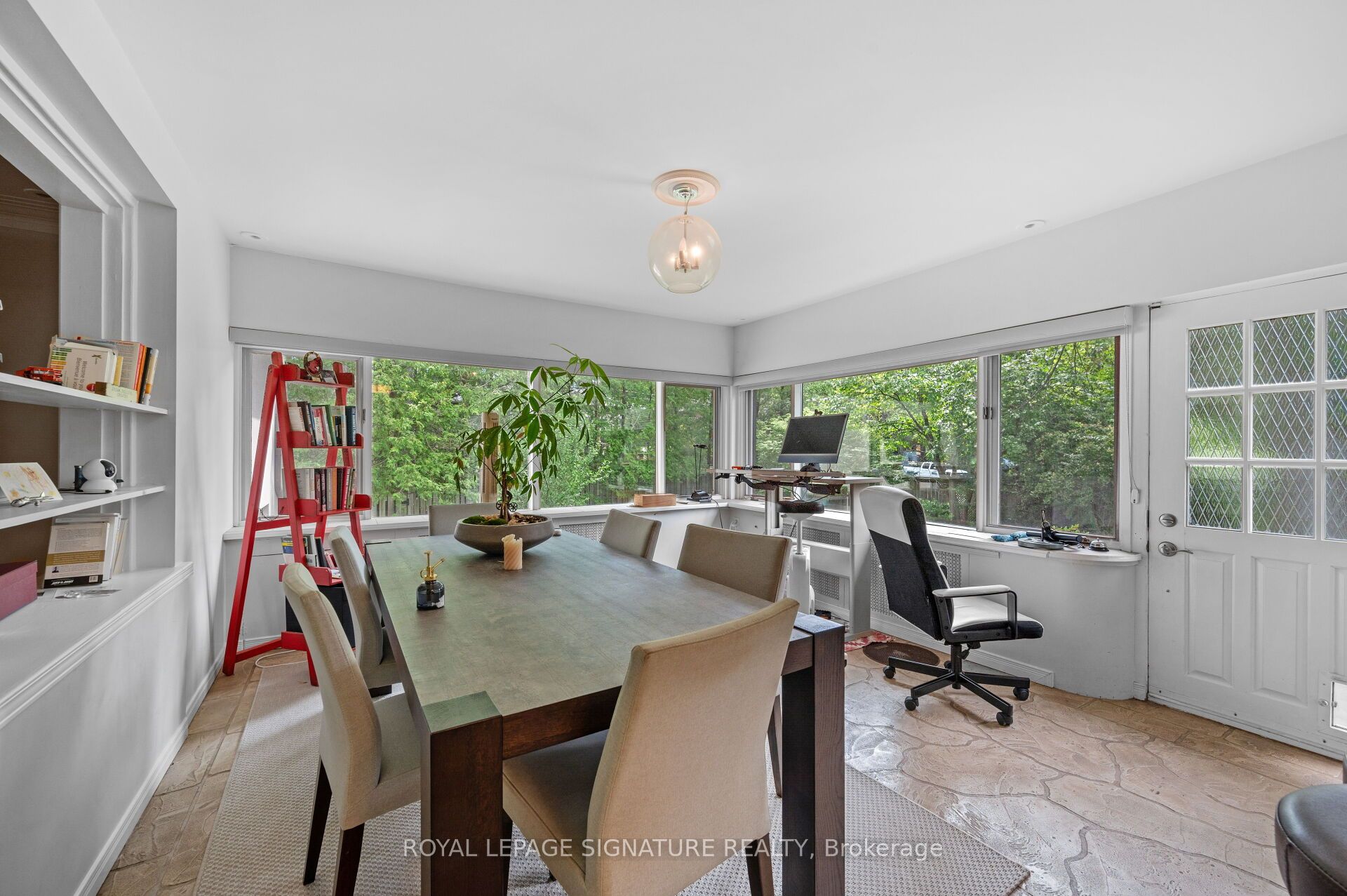 2234 Gordon Drive Property Photo 12
