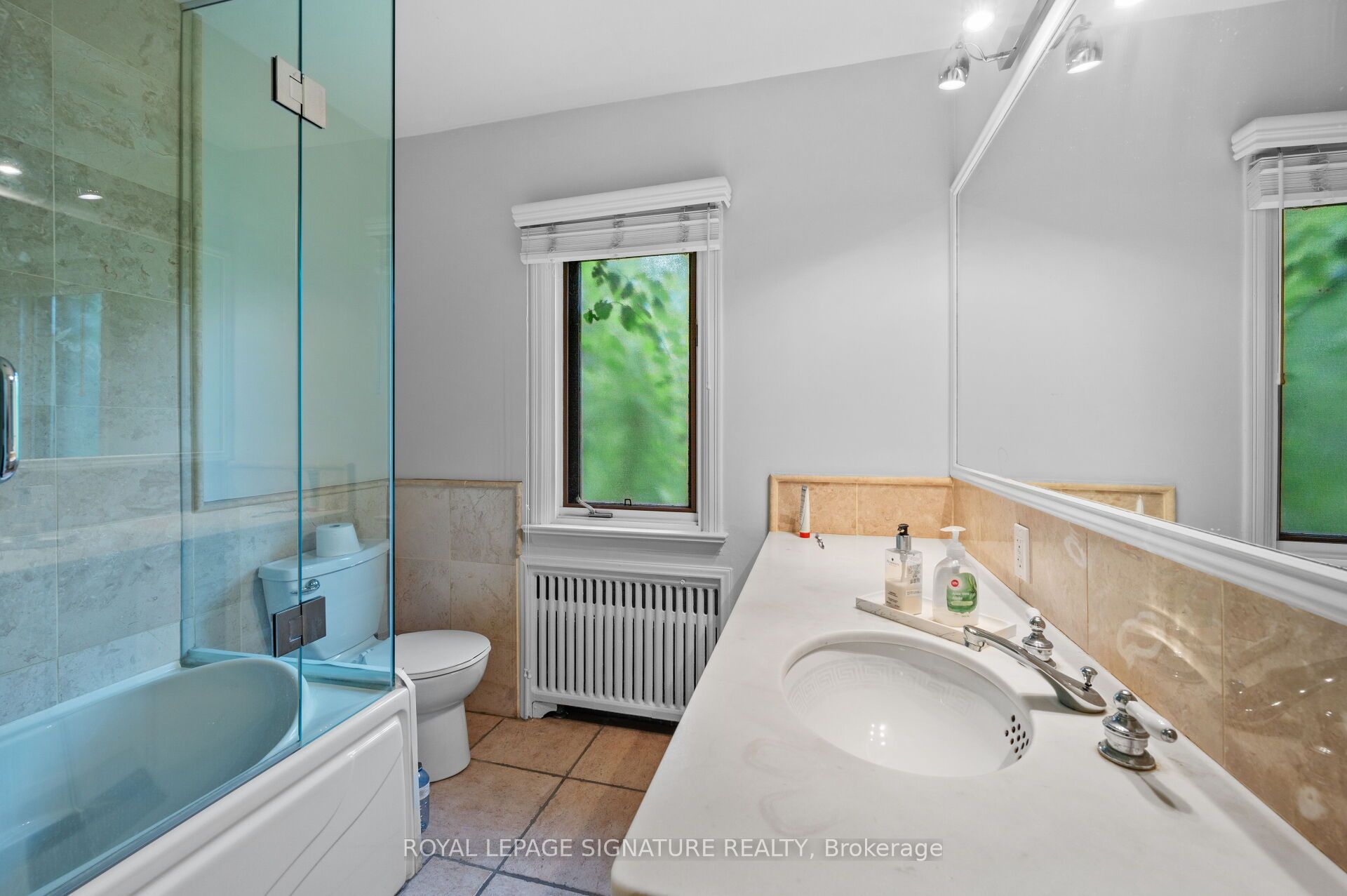 2234 Gordon Drive Property Photo 18
